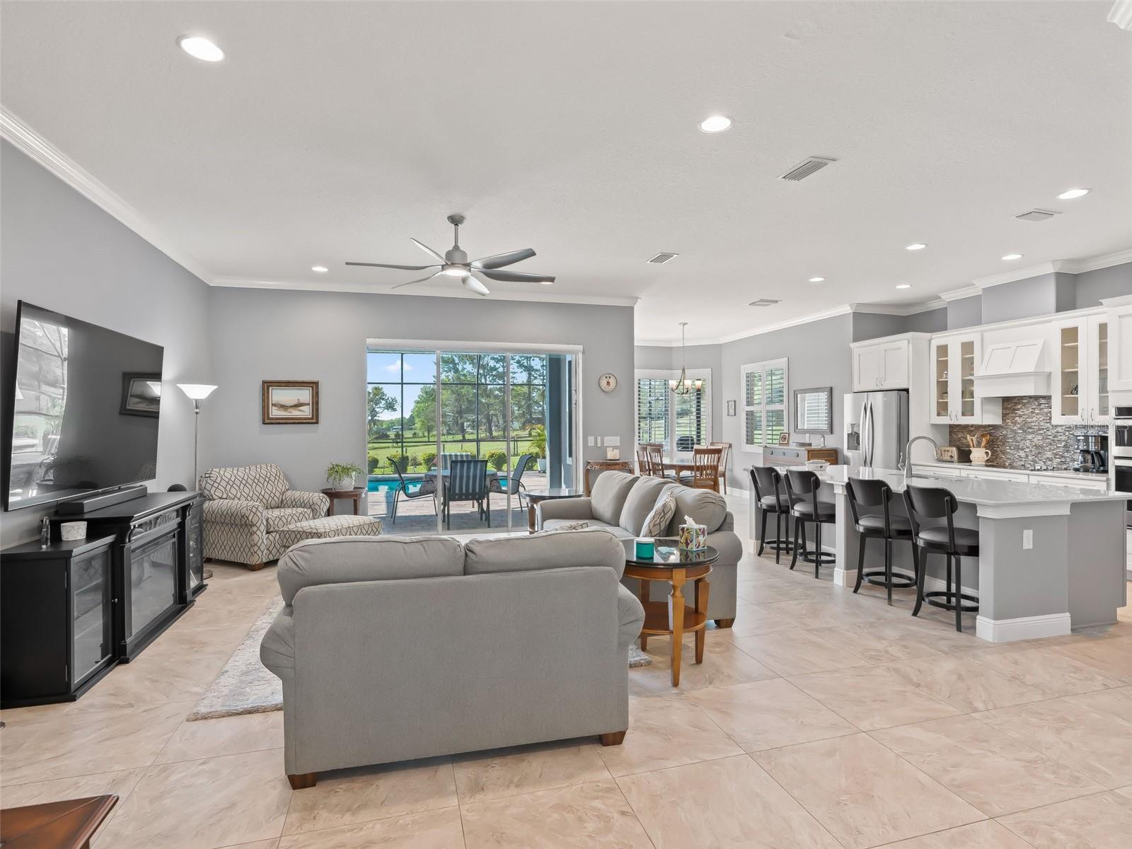 HARBOR HILLS - Residential