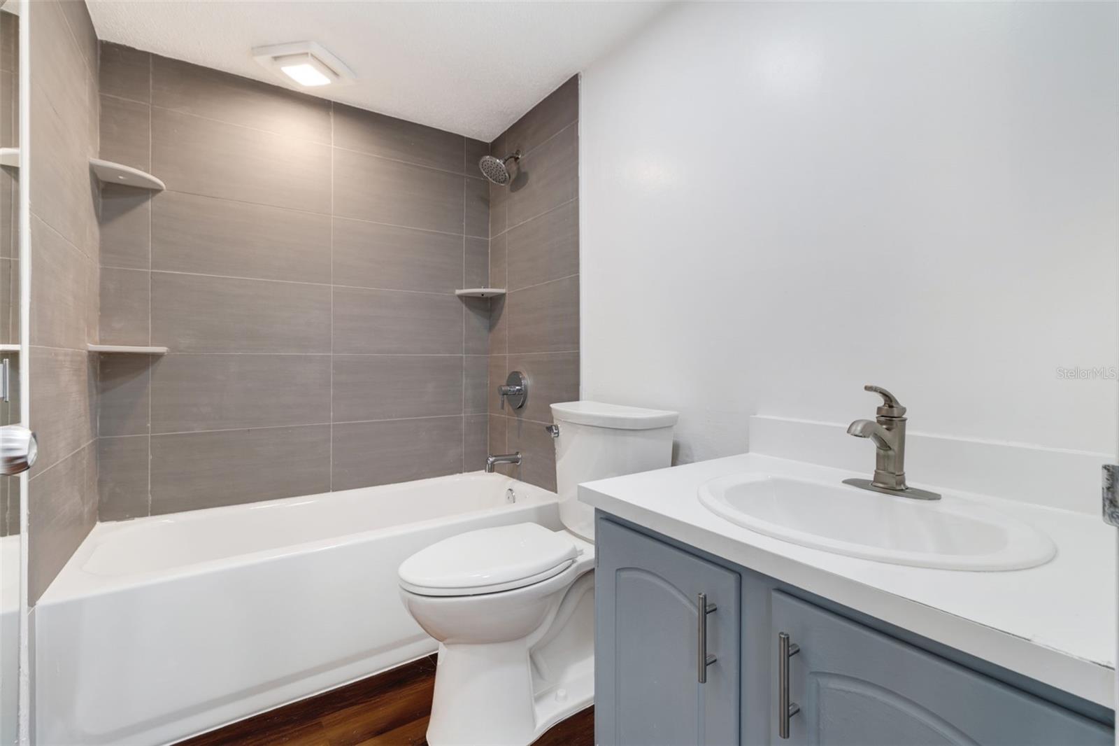 REDINGTON TOWERS BLDG 2 CONDO - Residential Lease