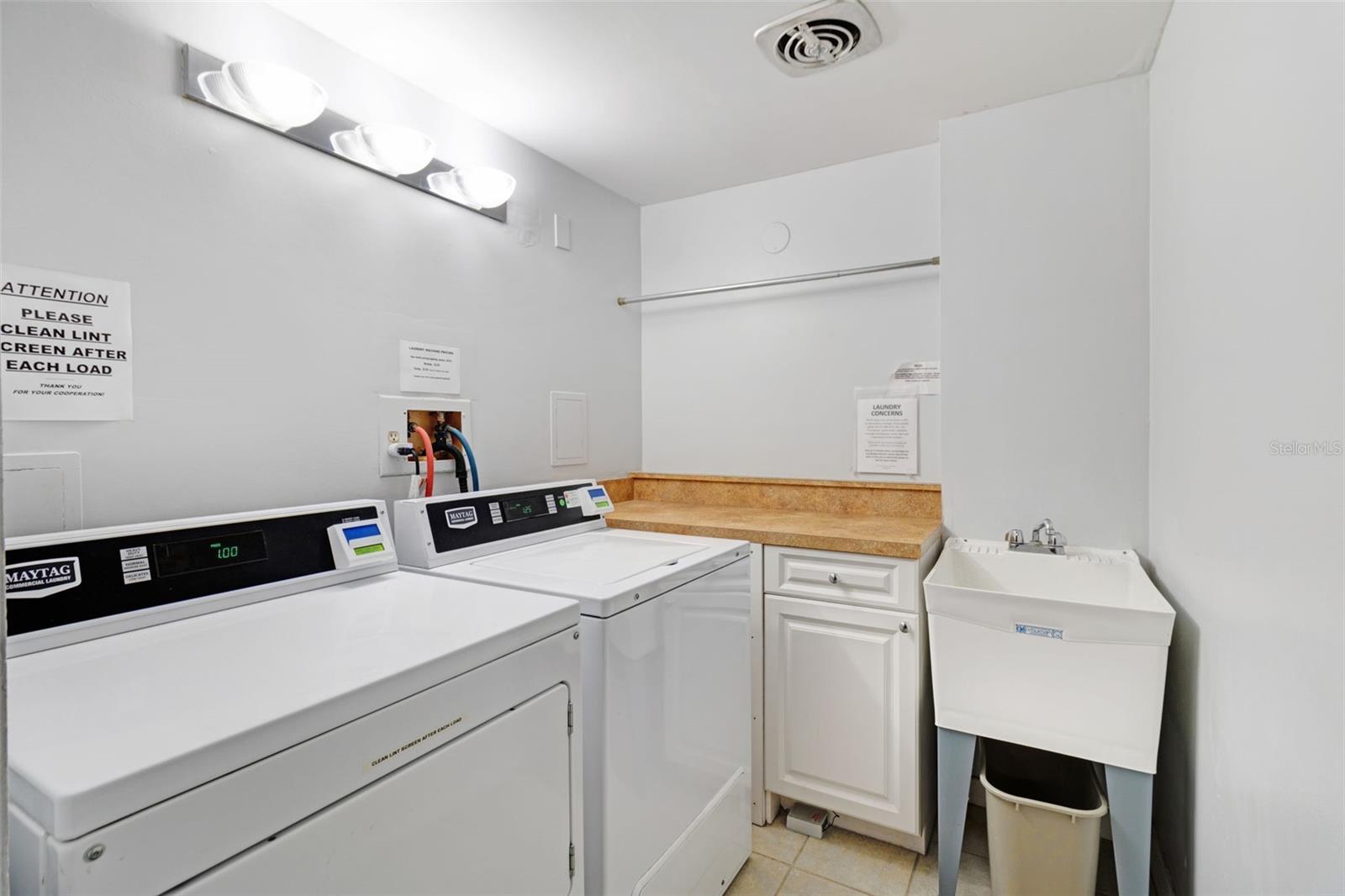 REDINGTON TOWERS BLDG 2 CONDO - Residential Lease