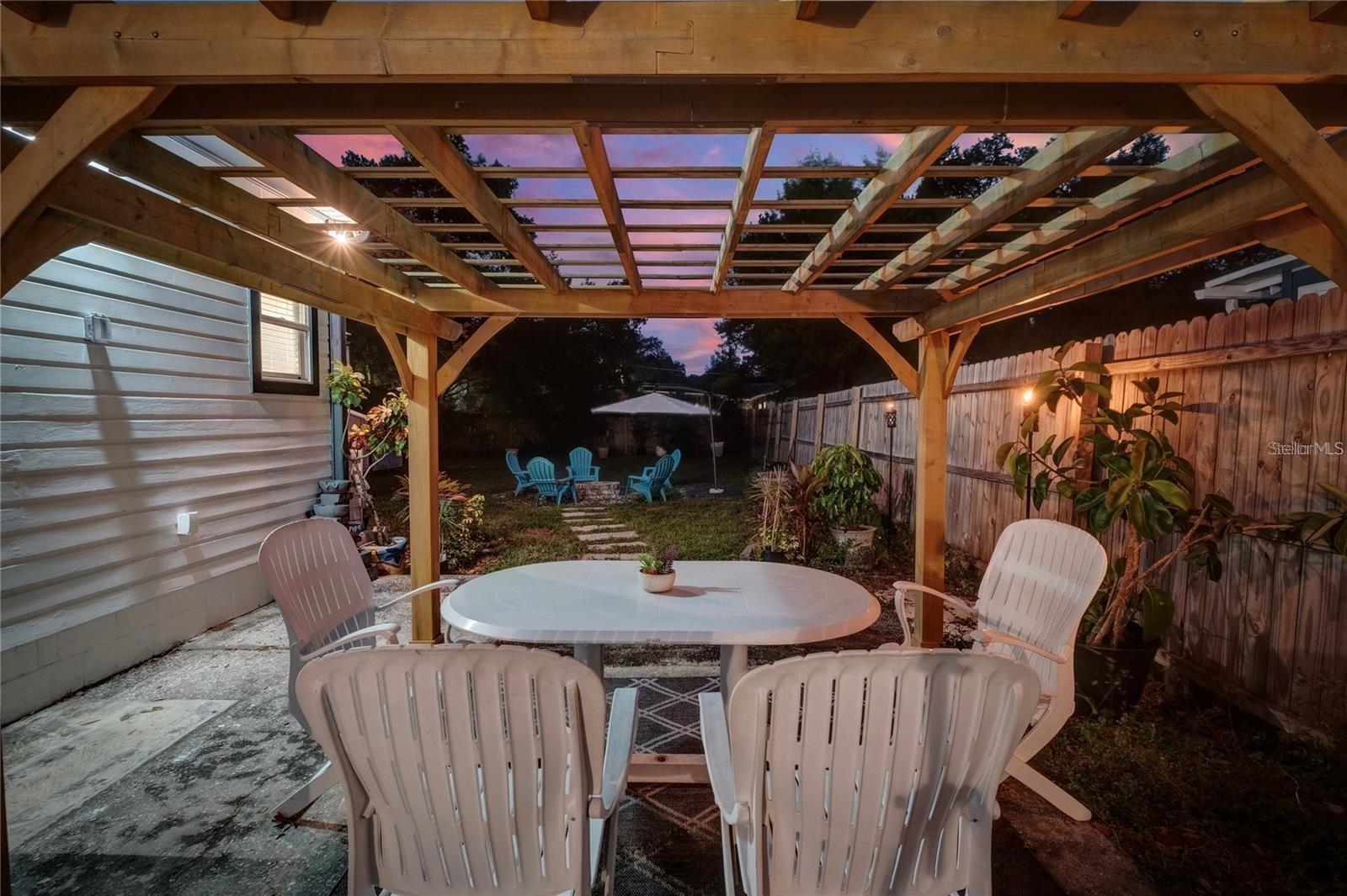 THOMAS D L SUB - Residential Lease