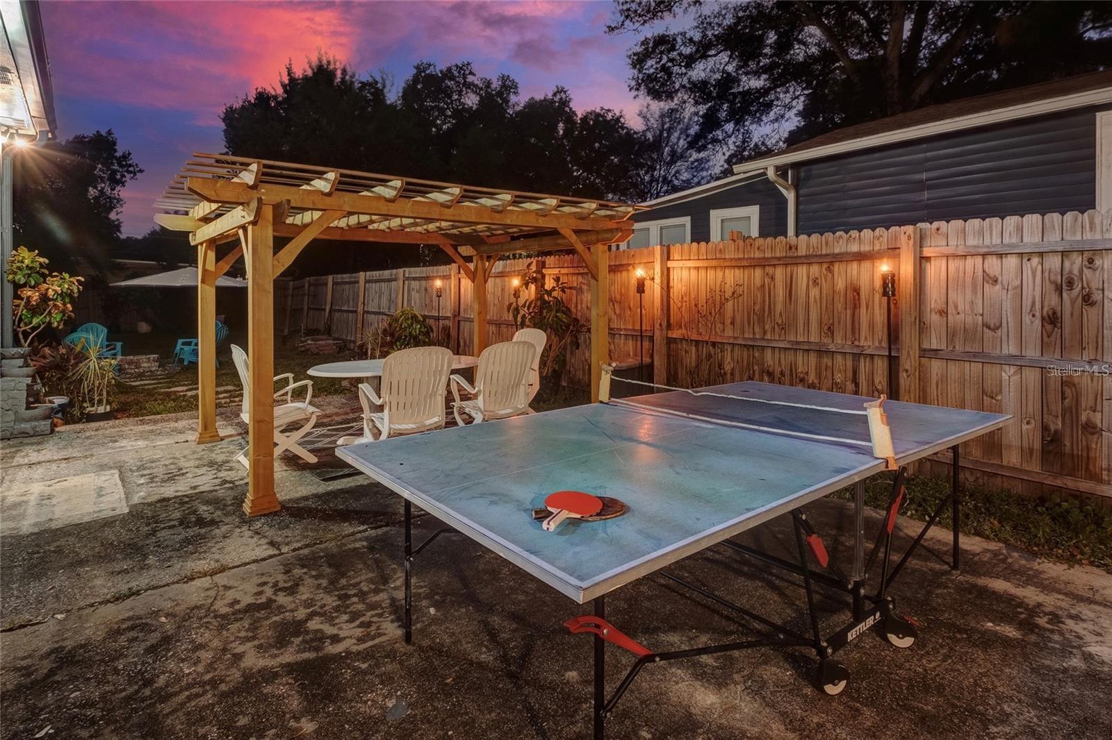 THOMAS D L SUB - Residential Lease