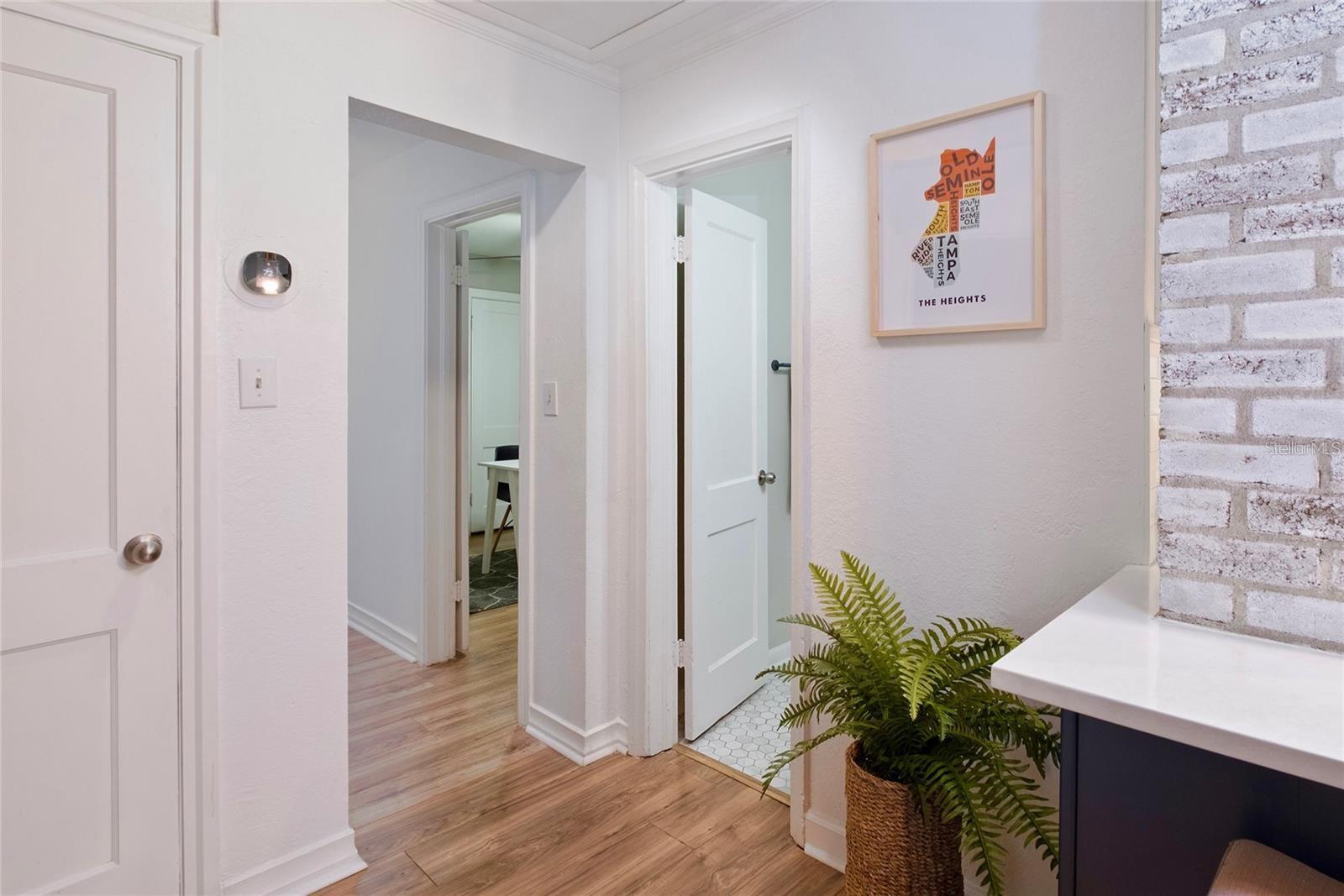 THOMAS D L SUB - Residential Lease