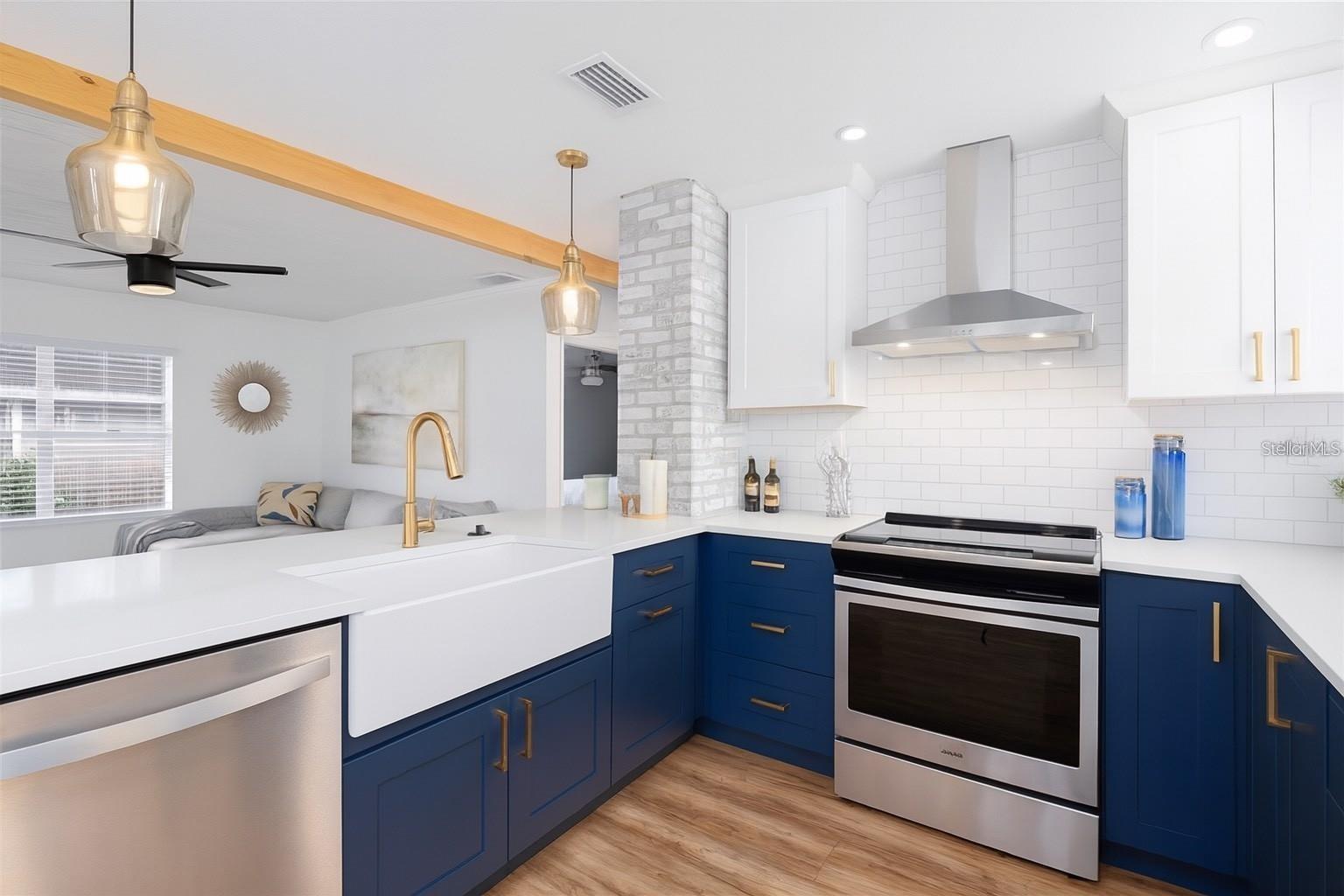 THOMAS D L SUB - Residential Lease