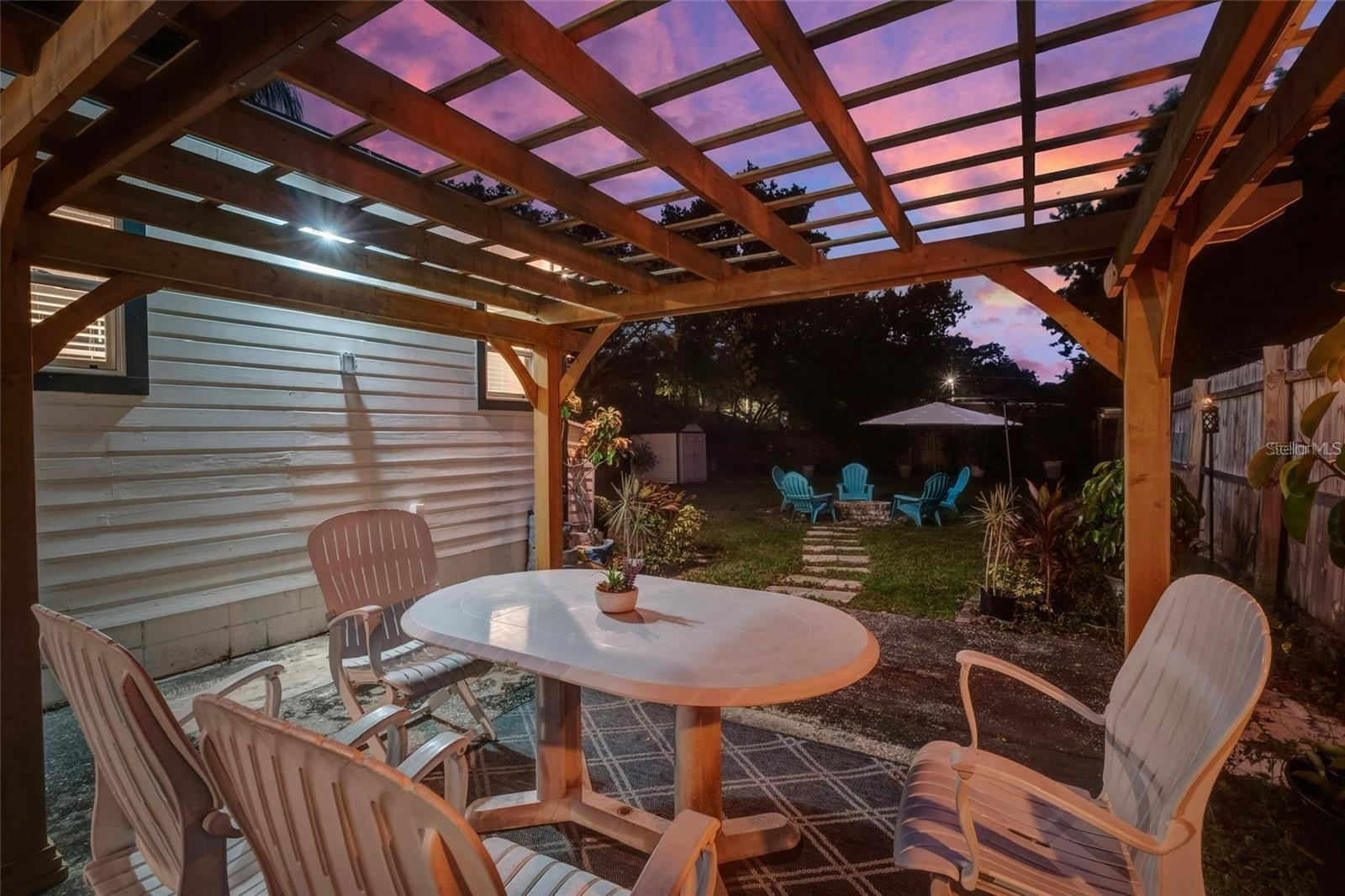 THOMAS D L SUB - Residential Lease