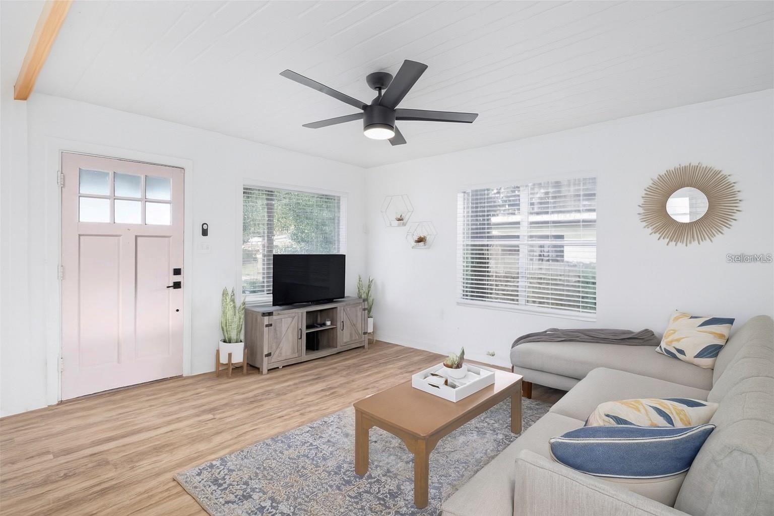 THOMAS D L SUB - Residential Lease