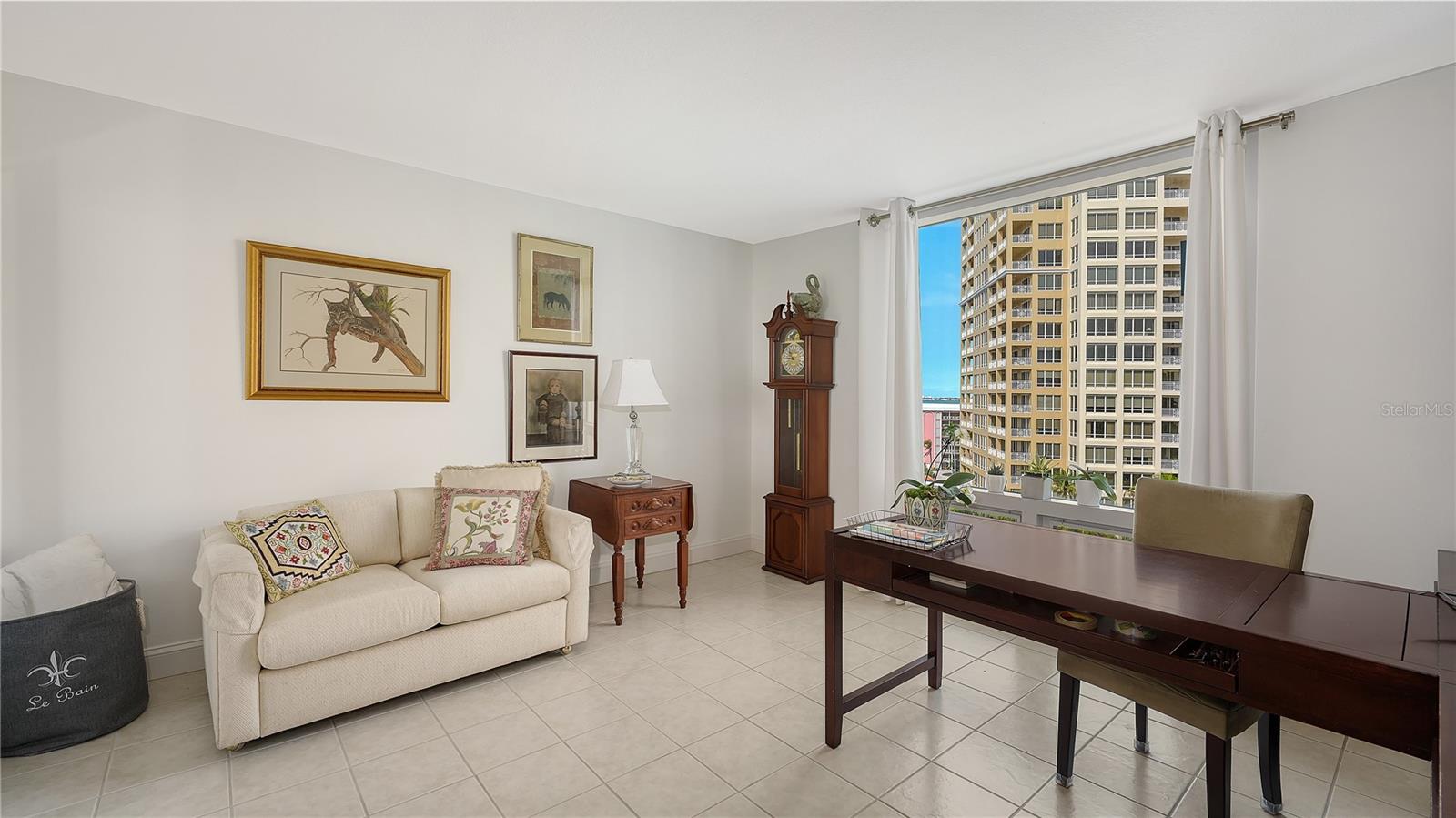 ONE WATERGATE - Residential