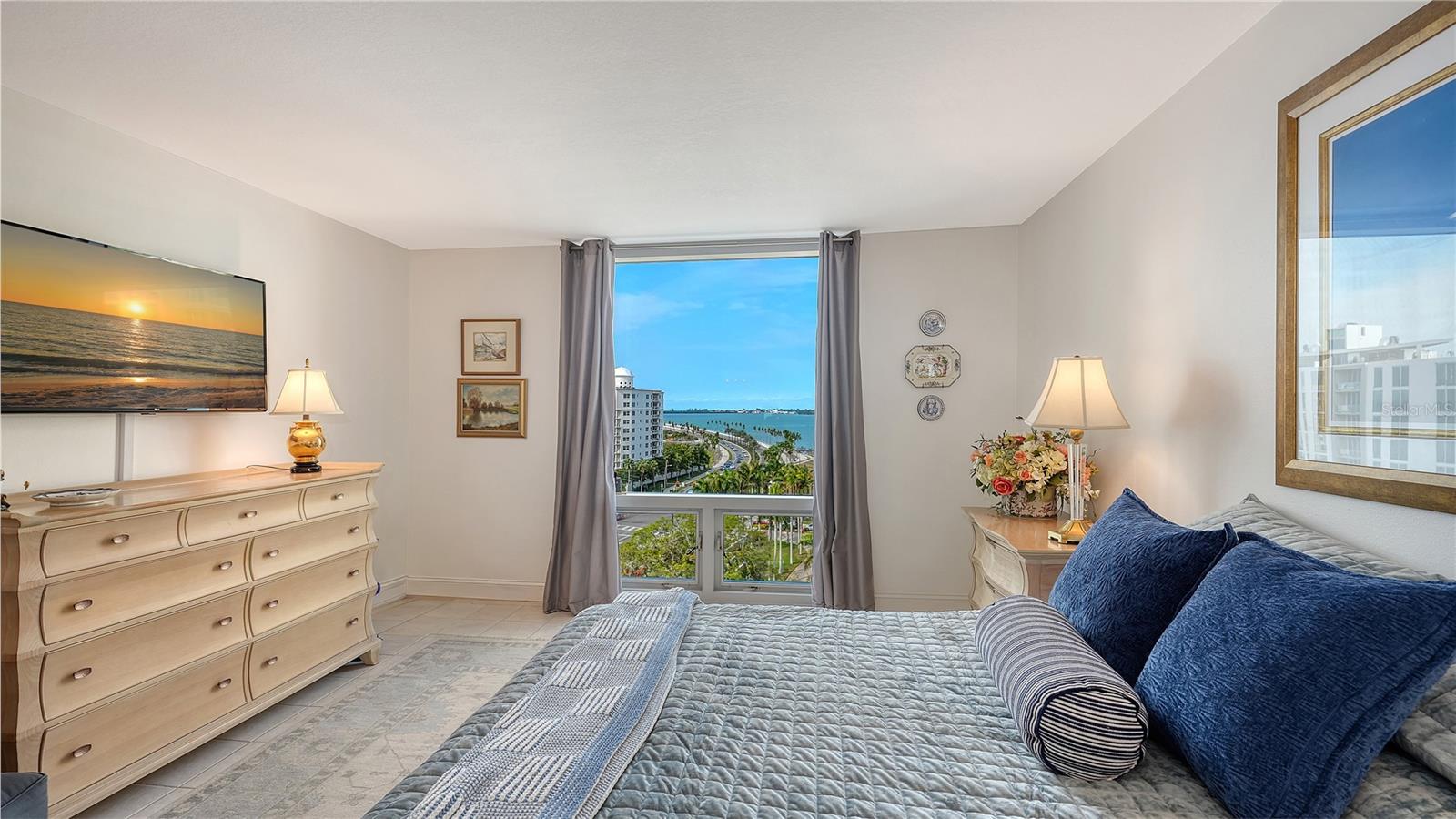 ONE WATERGATE - Residential