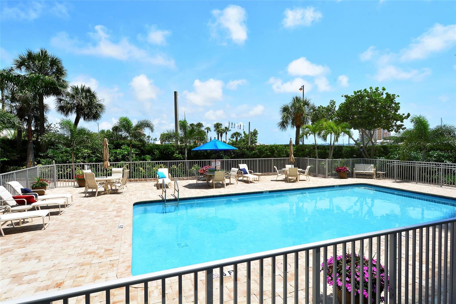 ONE WATERGATE - Residential