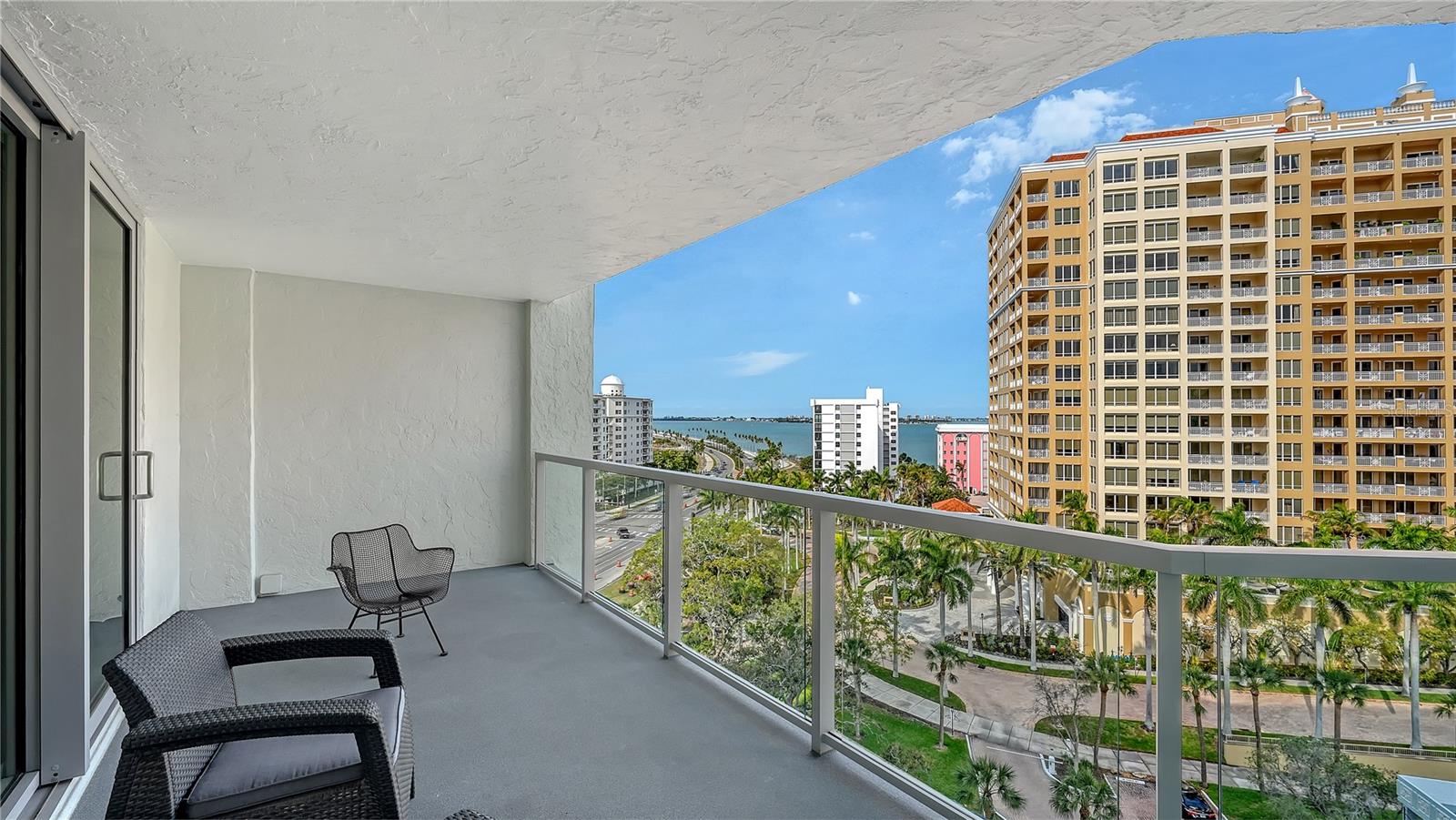 ONE WATERGATE - Residential