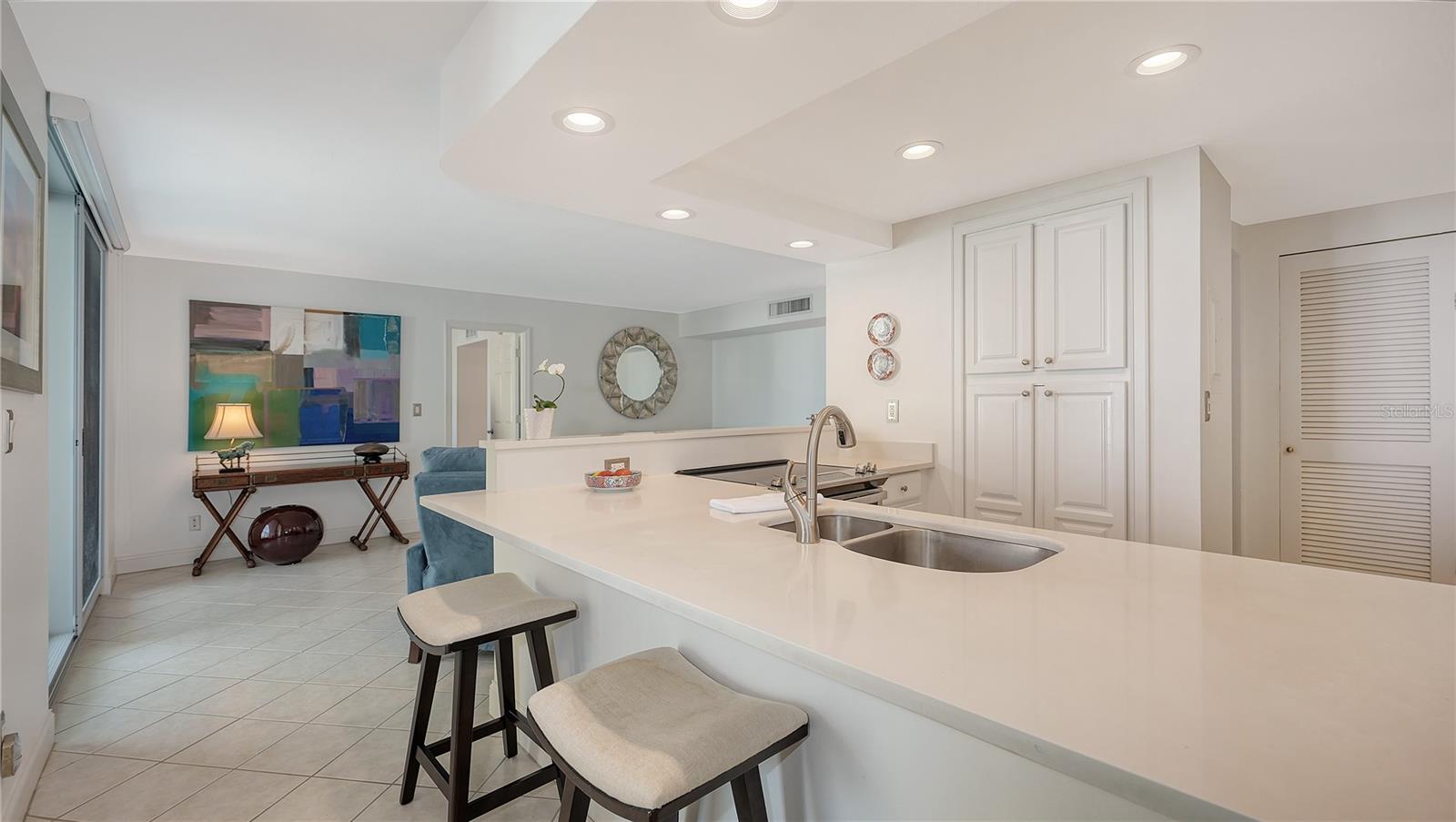 ONE WATERGATE - Residential