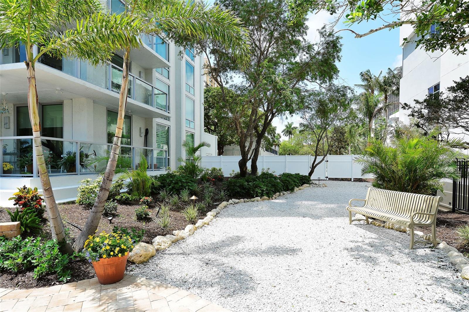 ONE WATERGATE - Residential