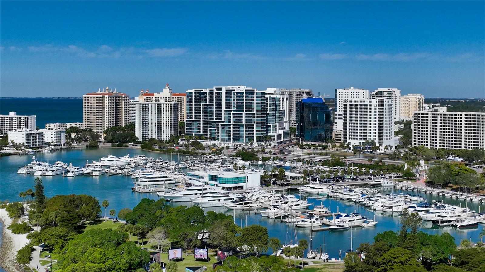 ONE WATERGATE - Residential