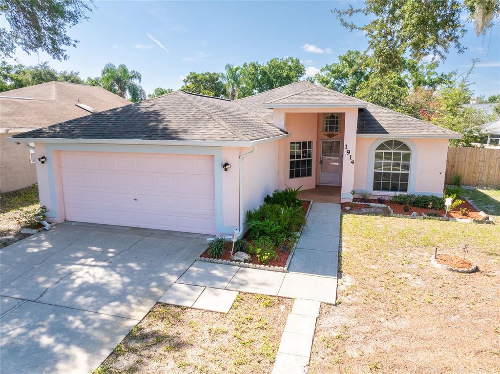 Photo of 1914 Woodcut Drive, Lutz, FL 33559 (MLS # TB8526047)