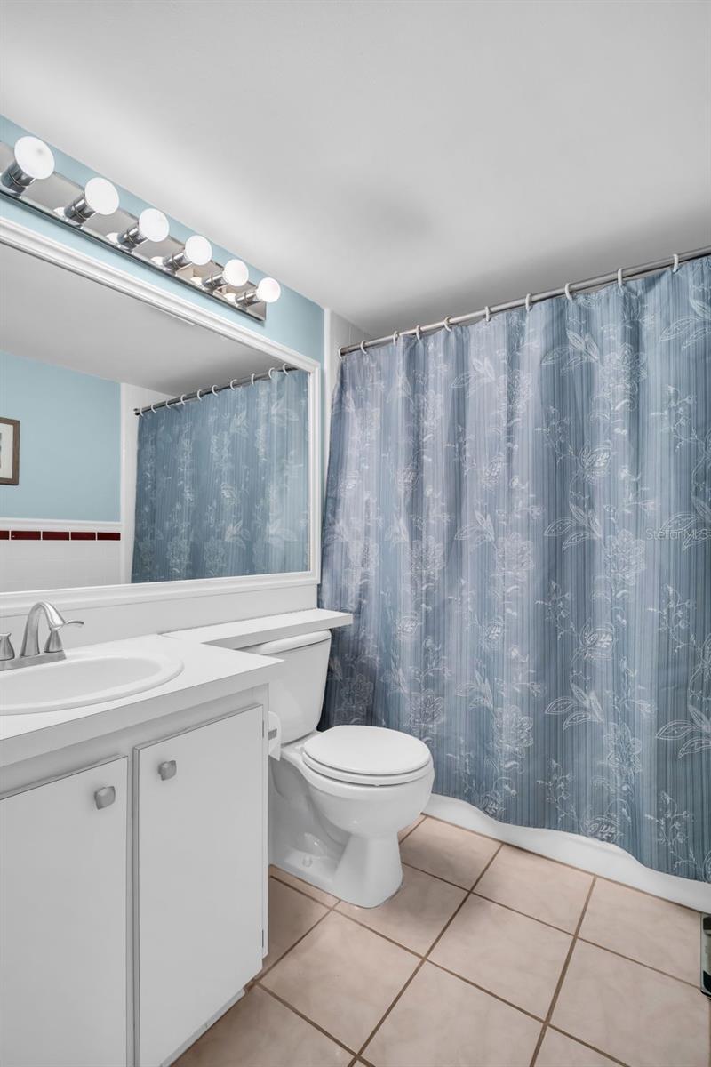 PINE RIDGE AT PALM HARBOR - Residential Lease