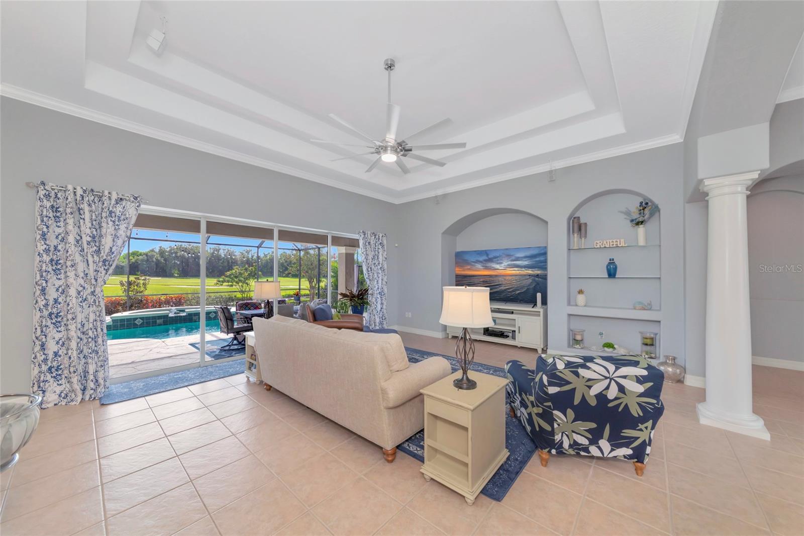 817 MARITIME COURT, BRADENTON, FL, 34212 2 817 MARITIME COURT