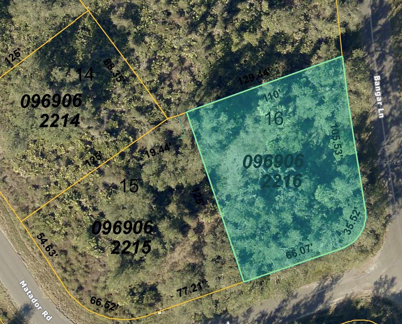 Seize the moment and stake your claim in the heart of North Port's meteoric rise! This pristine, corner-lot canvas sits at the crossroads of opportunity-fully paved streets with named avenues, stop signs in place, and all the infrastructure you need to build your dream from day one. With absolutely no deed restrictions, CDD fees or HOA dues, you're free to design a haven that perfectly reflects your vision-whether that's a cozy family retreat, a sleek modern sanctuary, or an investment that will only grow more valuable as North Port continues to bloom.
Don't let this rare opportunity slip away! Grab this corner lot off of Banger Drive today and watch your future unfold!