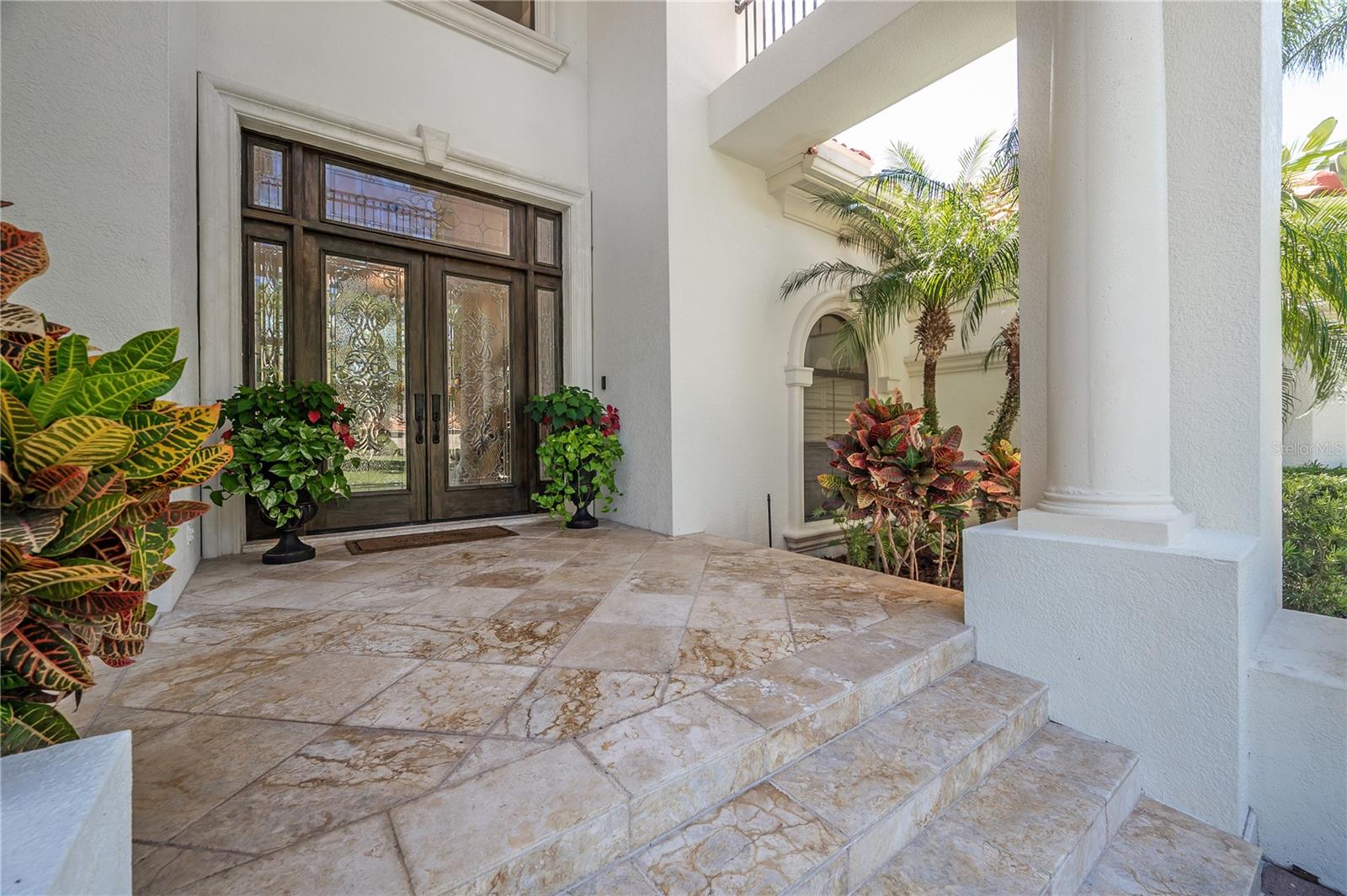 KEYSTONE SHORES ESTATES - Residential