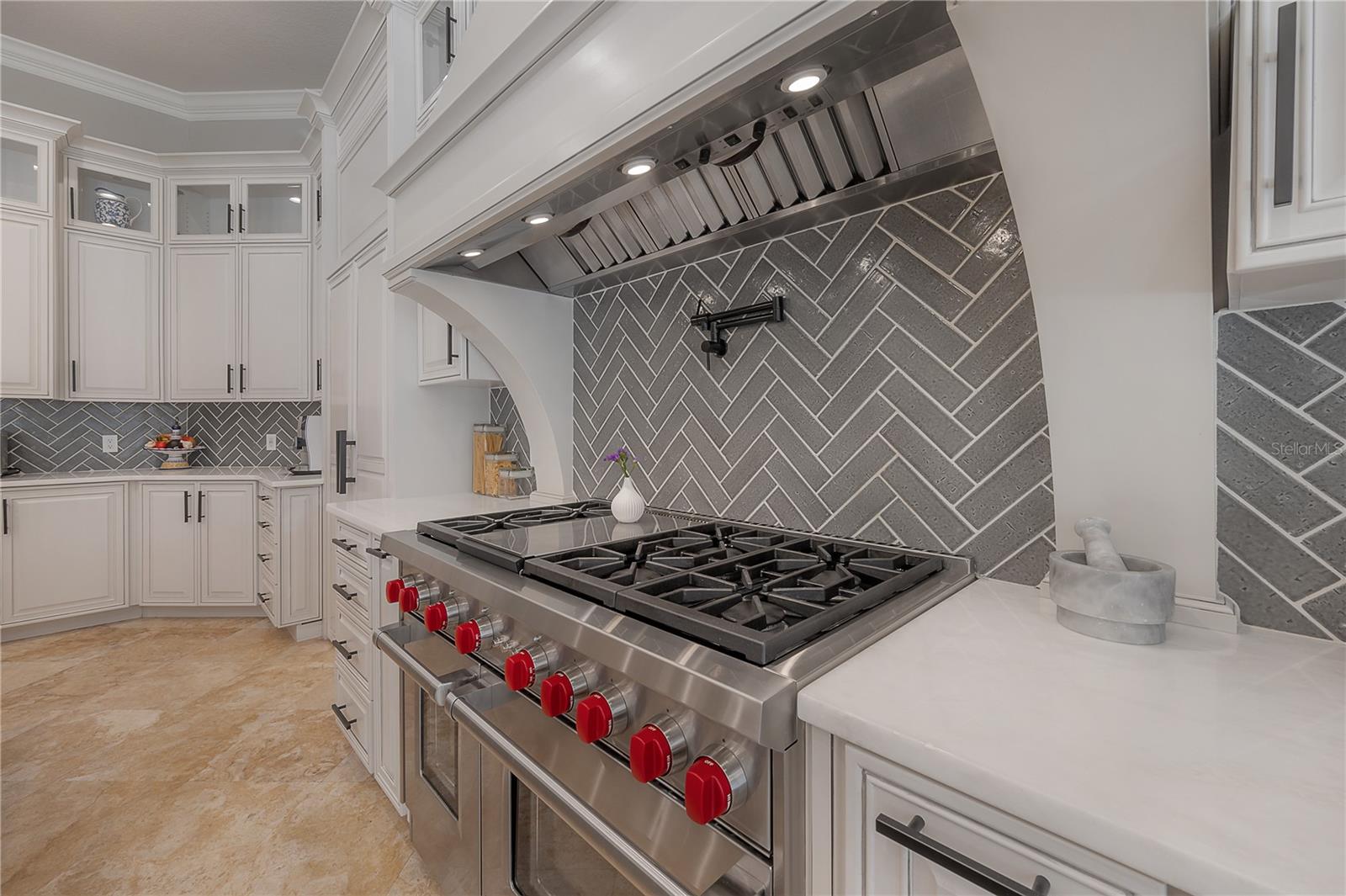 KEYSTONE SHORES ESTATES - Residential