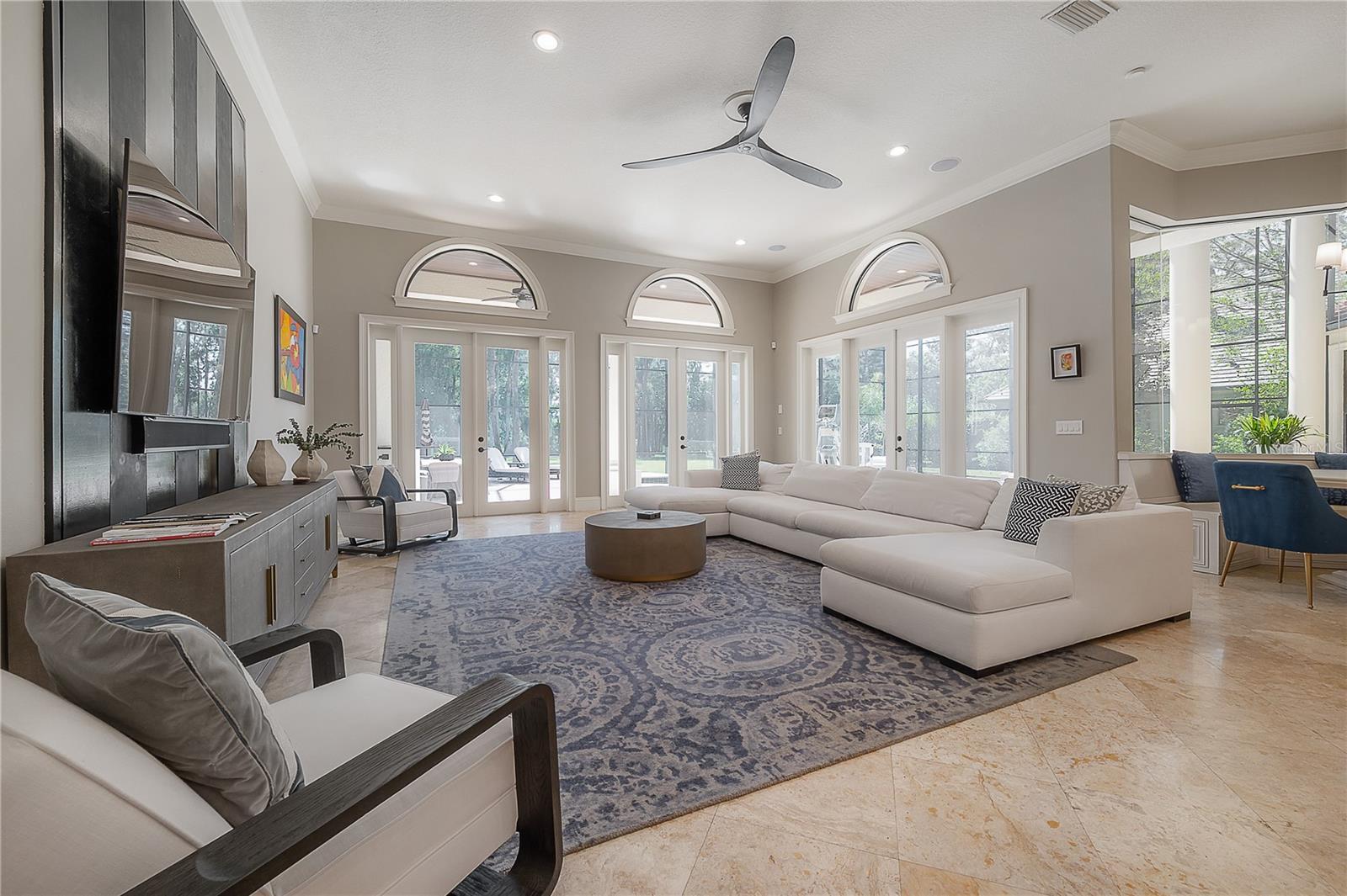 KEYSTONE SHORES ESTATES - Residential