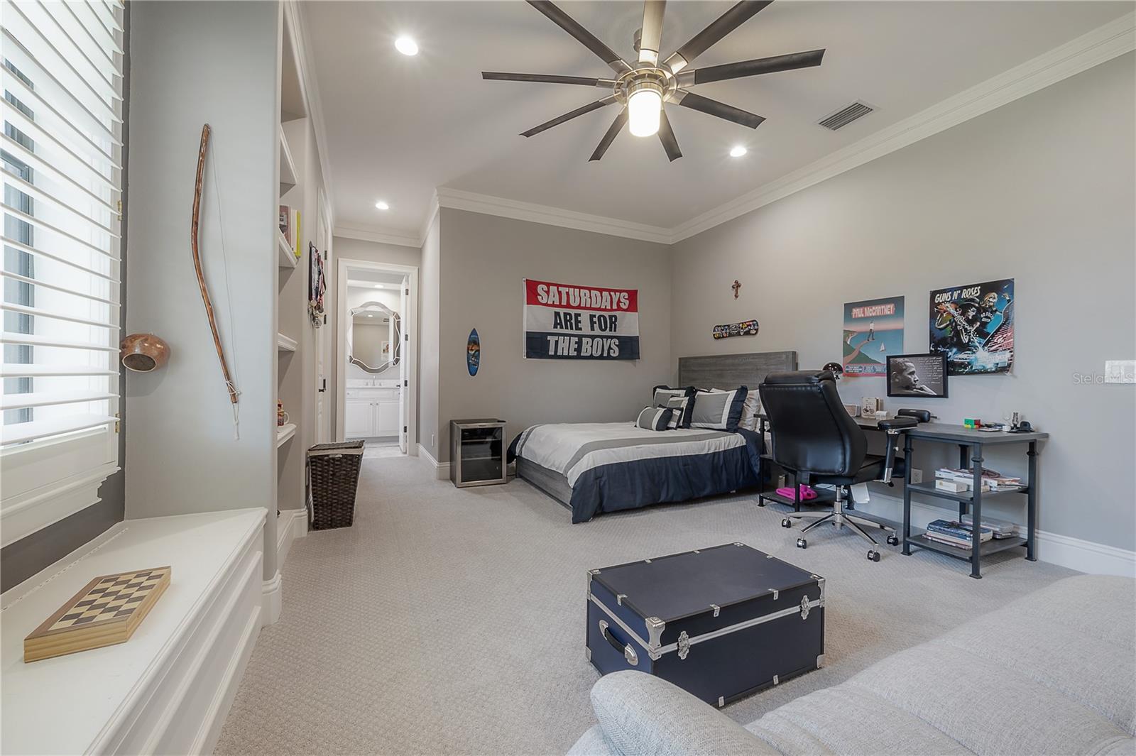 KEYSTONE SHORES ESTATES - Residential