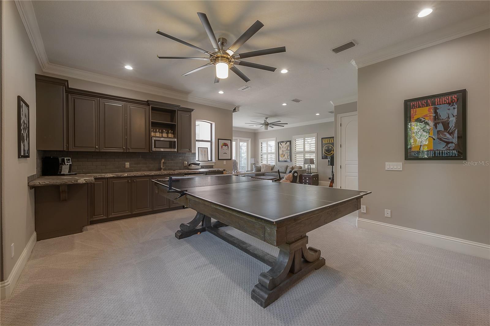 KEYSTONE SHORES ESTATES - Residential