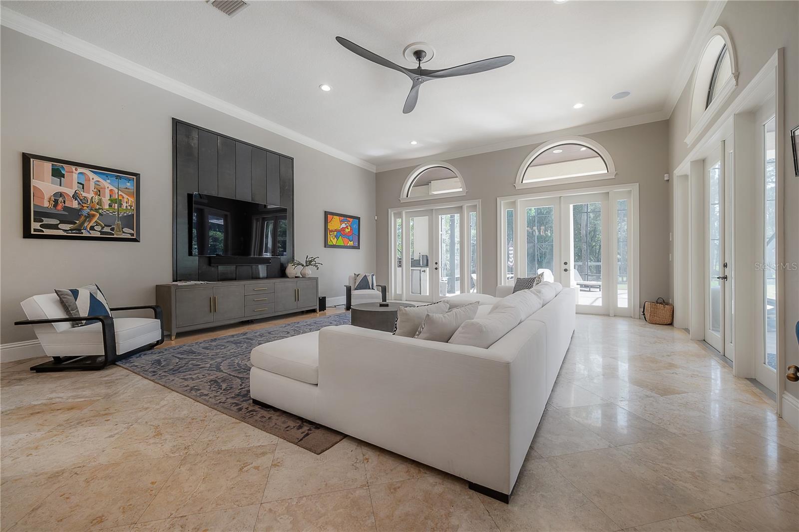 KEYSTONE SHORES ESTATES - Residential