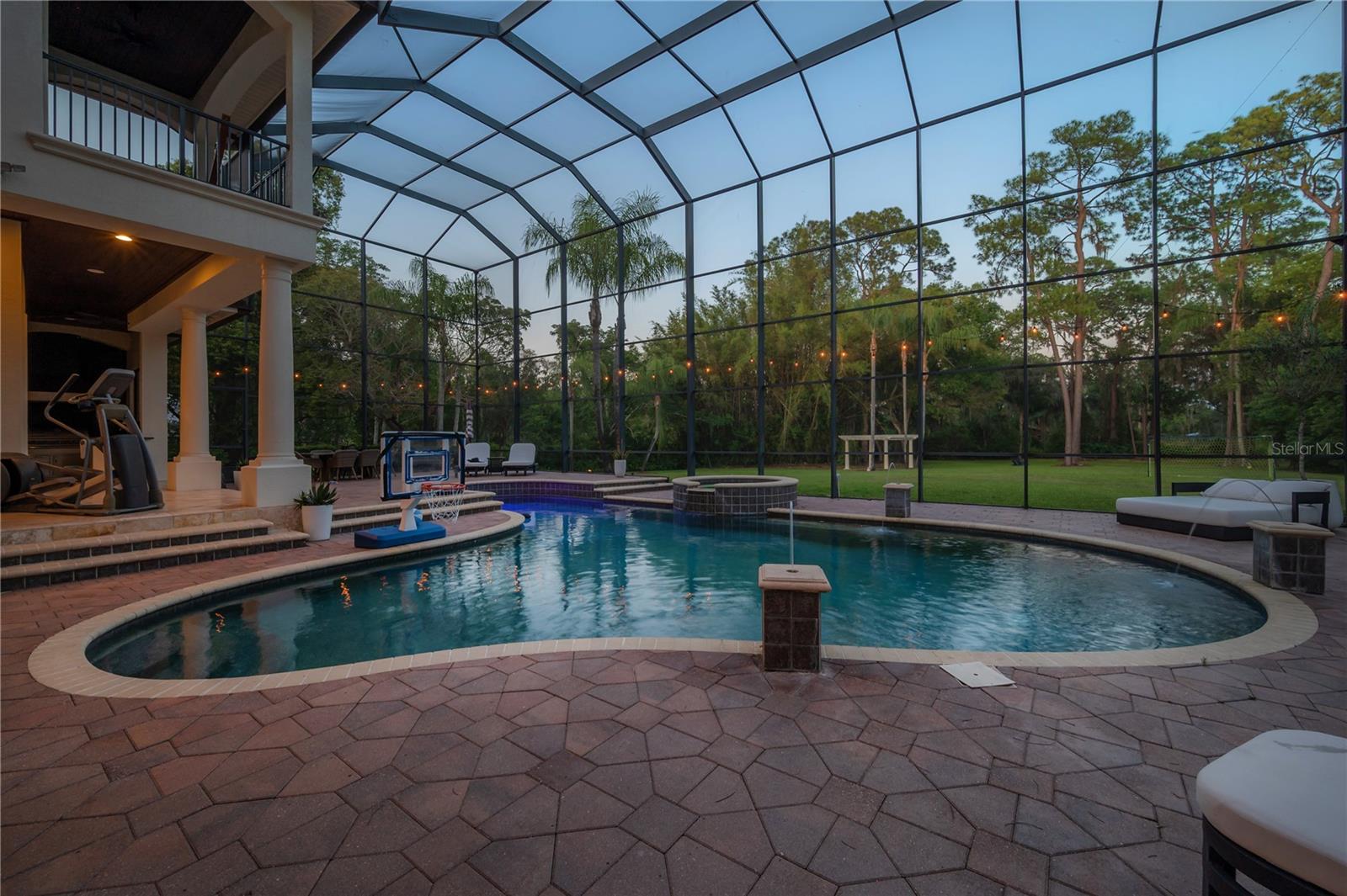 KEYSTONE SHORES ESTATES - Residential