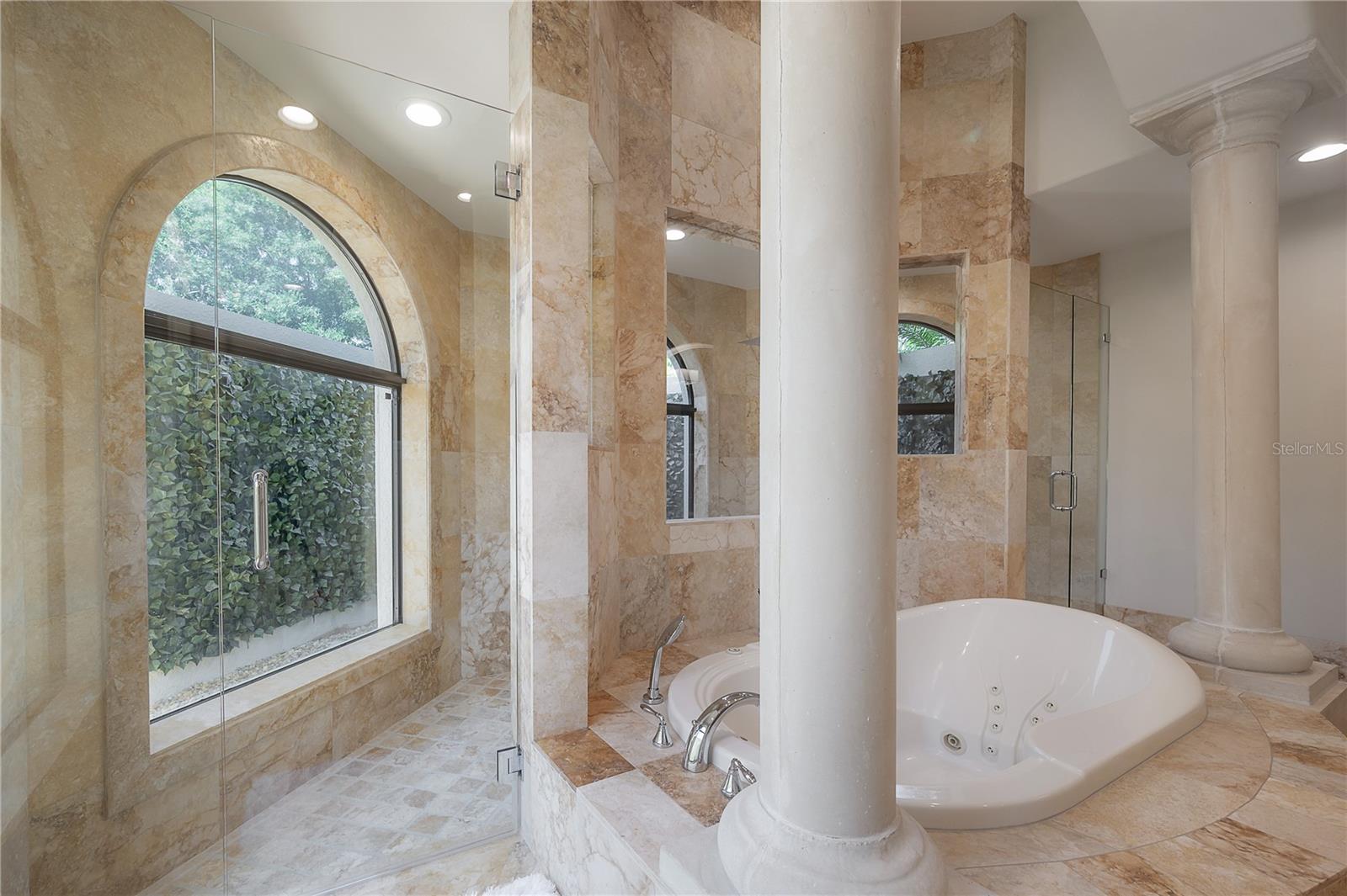 KEYSTONE SHORES ESTATES - Residential