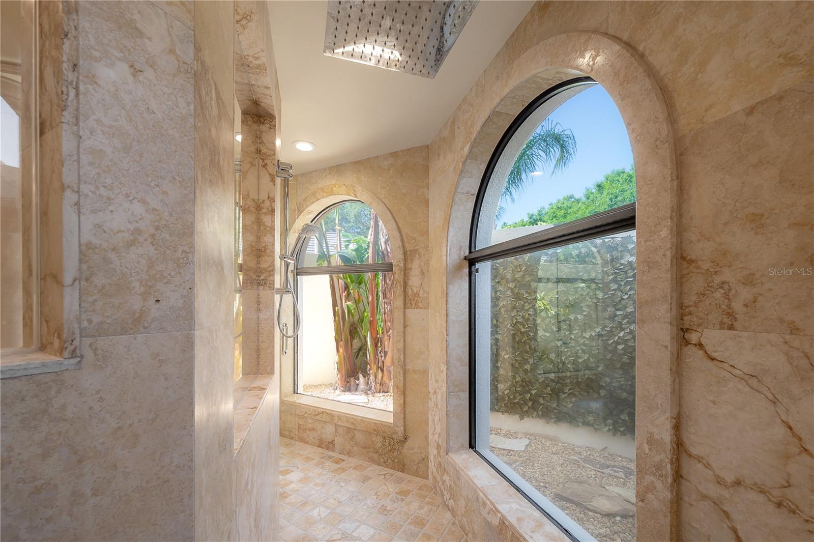 KEYSTONE SHORES ESTATES - Residential