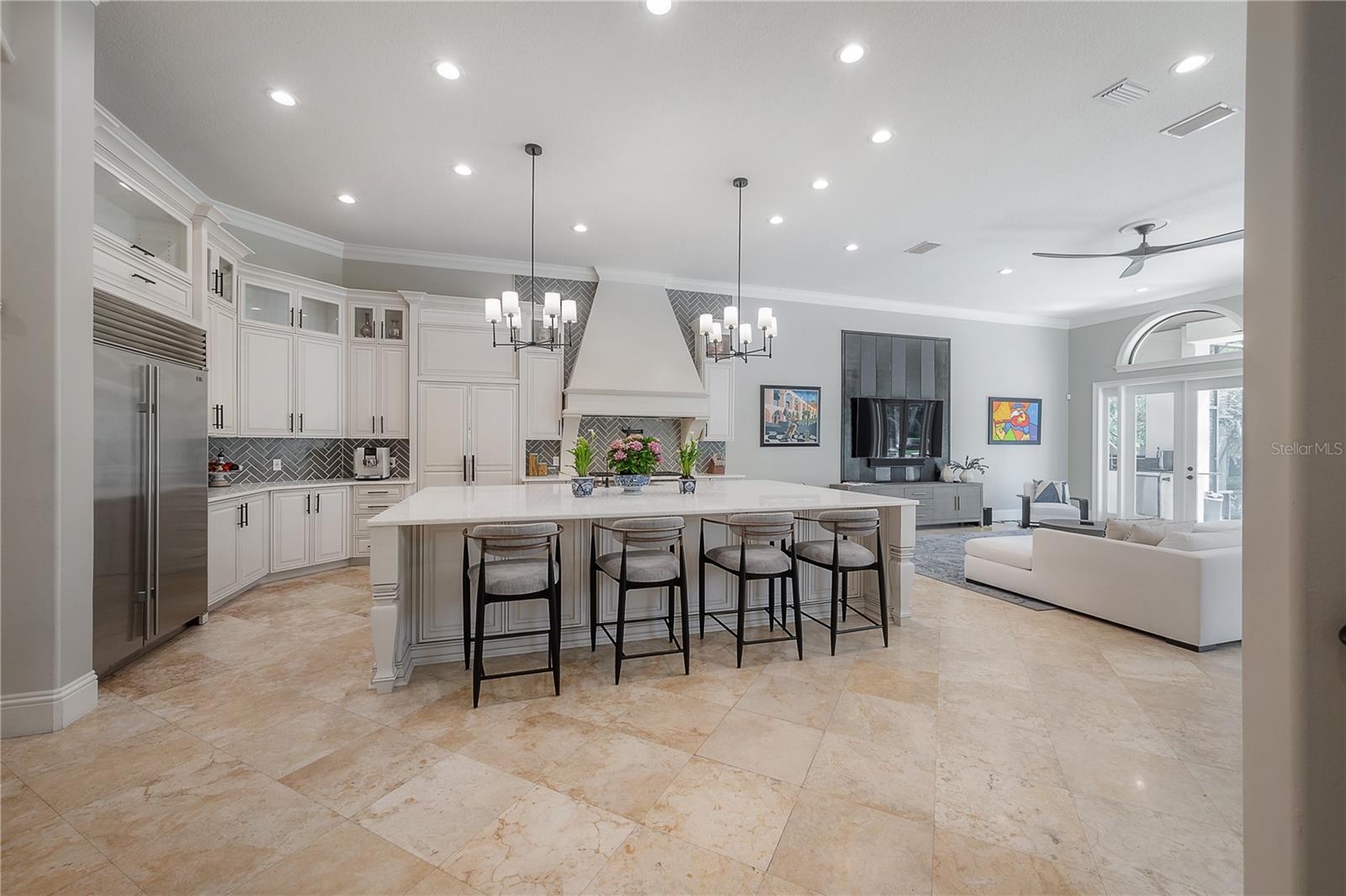 KEYSTONE SHORES ESTATES - Residential