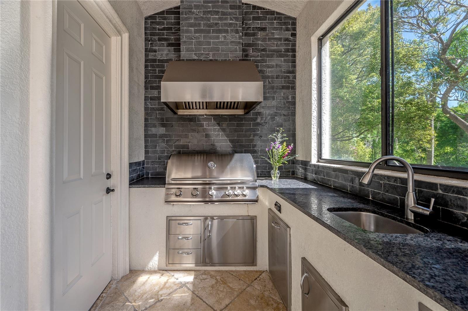 KEYSTONE SHORES ESTATES - Residential