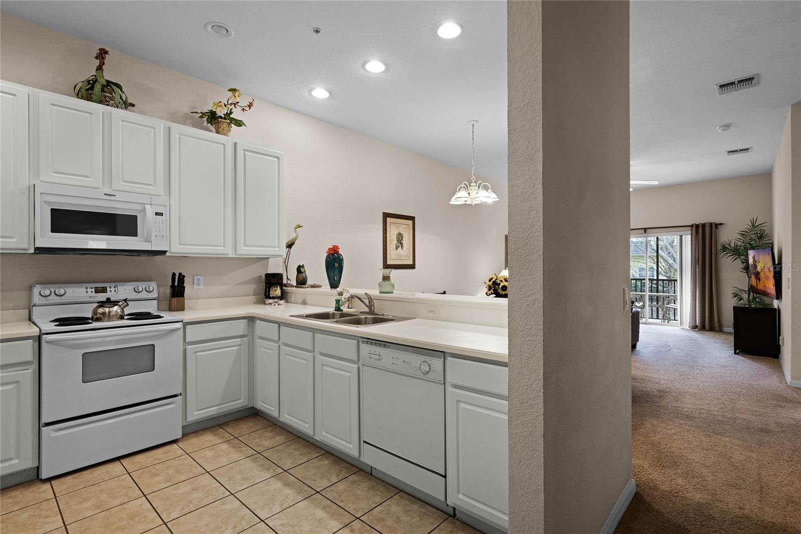 BAHAMA BAY - Residential