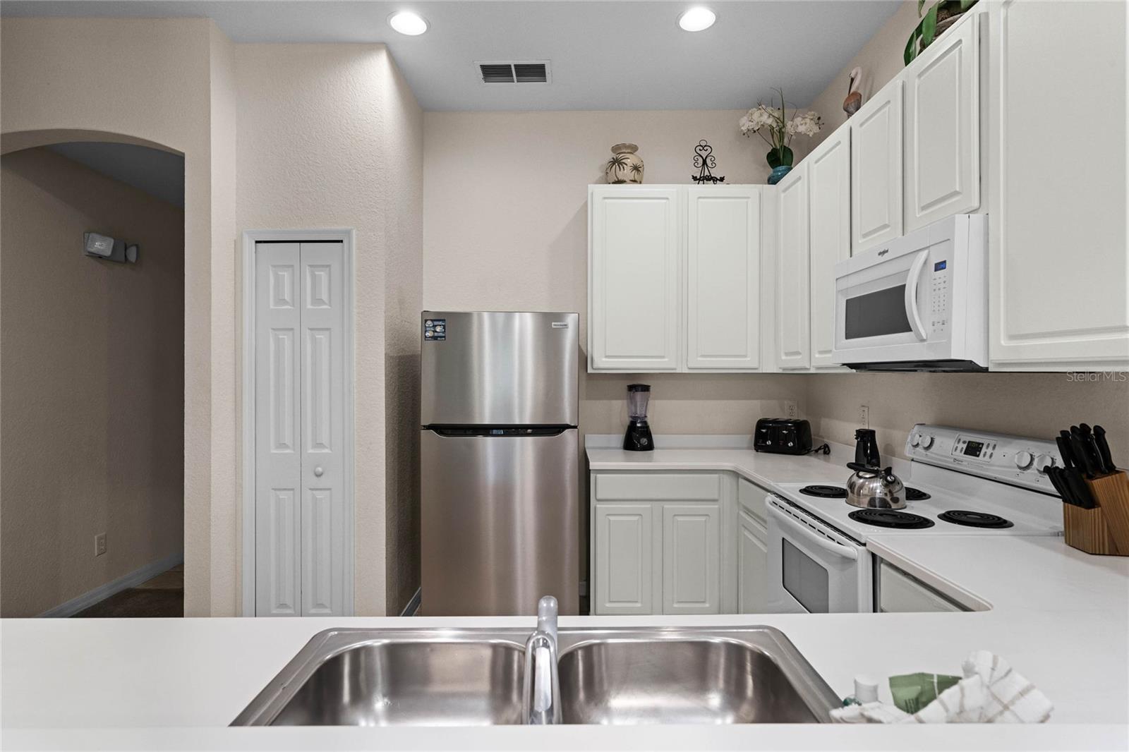 BAHAMA BAY - Residential