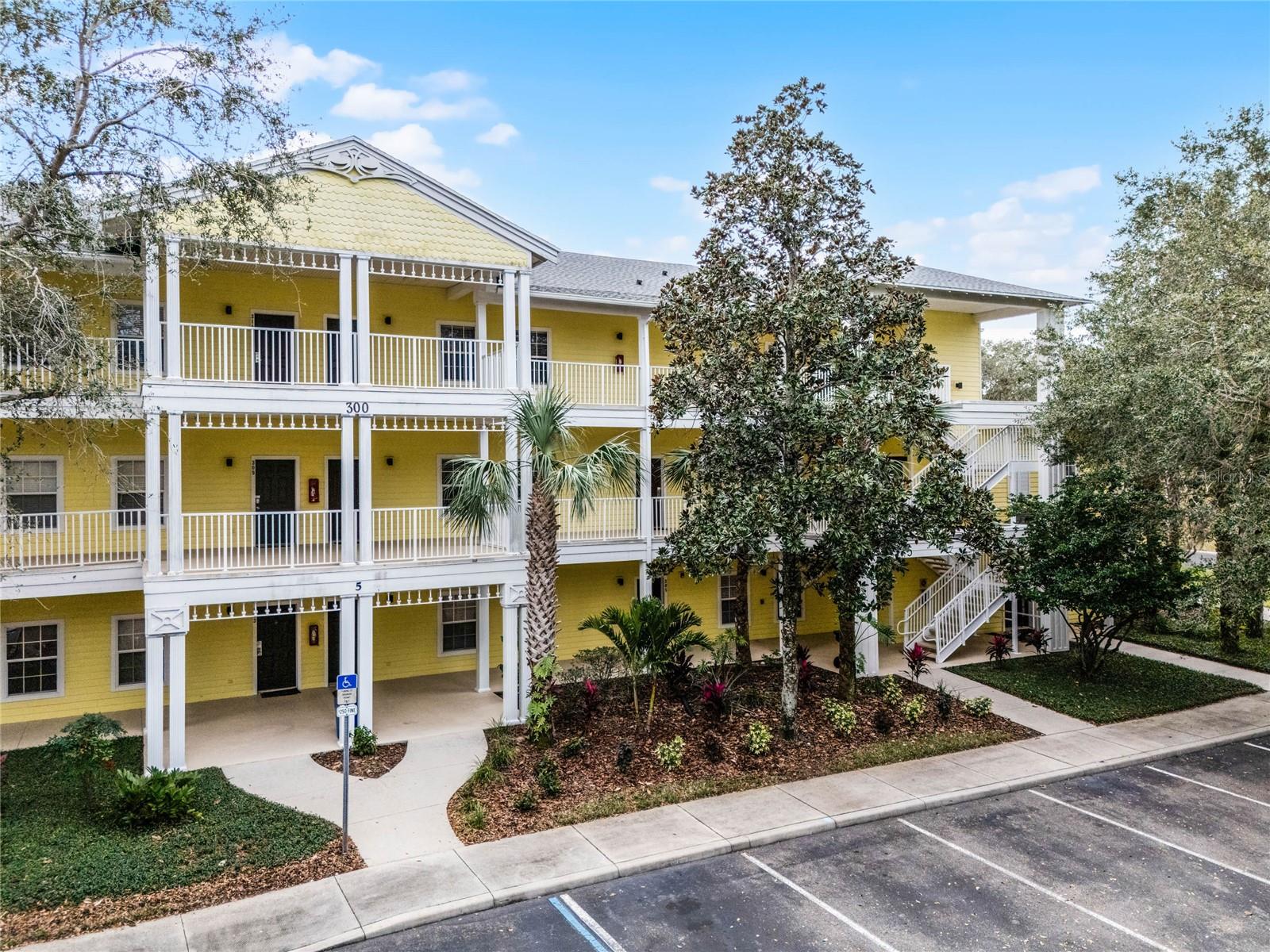 BAHAMA BAY - Residential