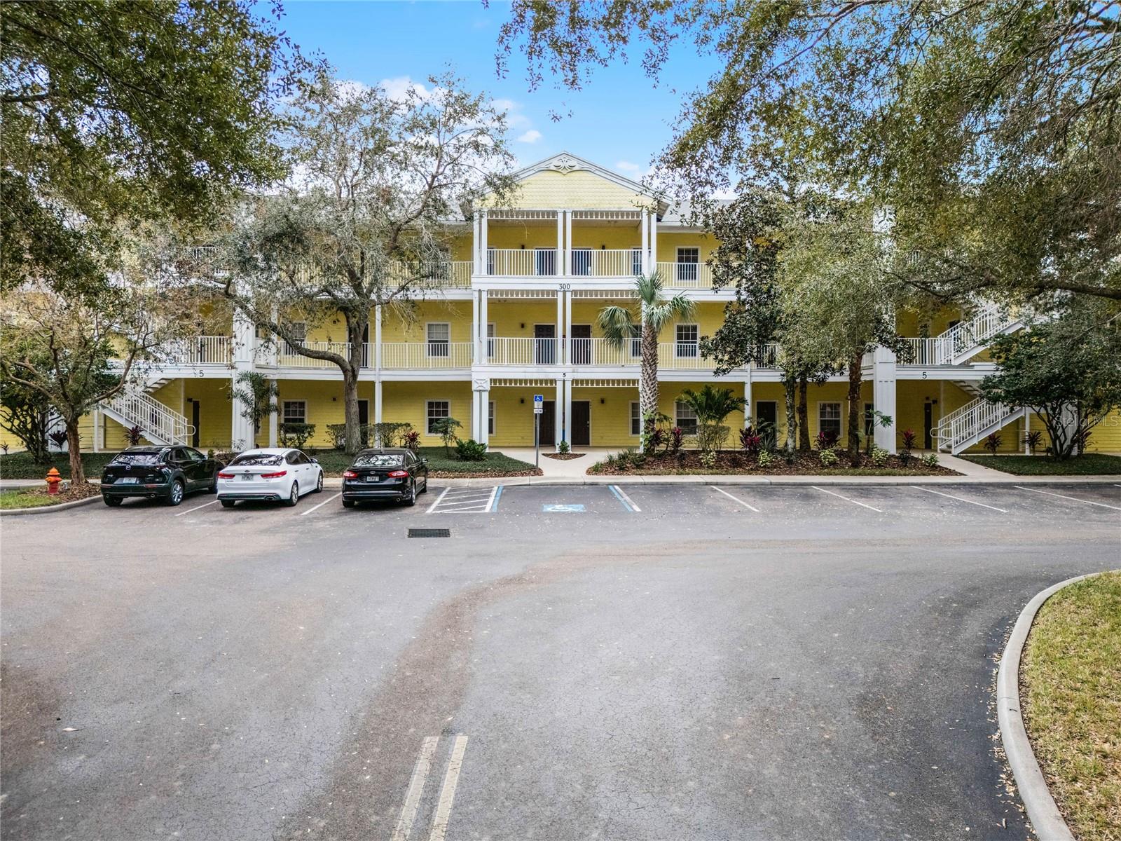 BAHAMA BAY - Residential