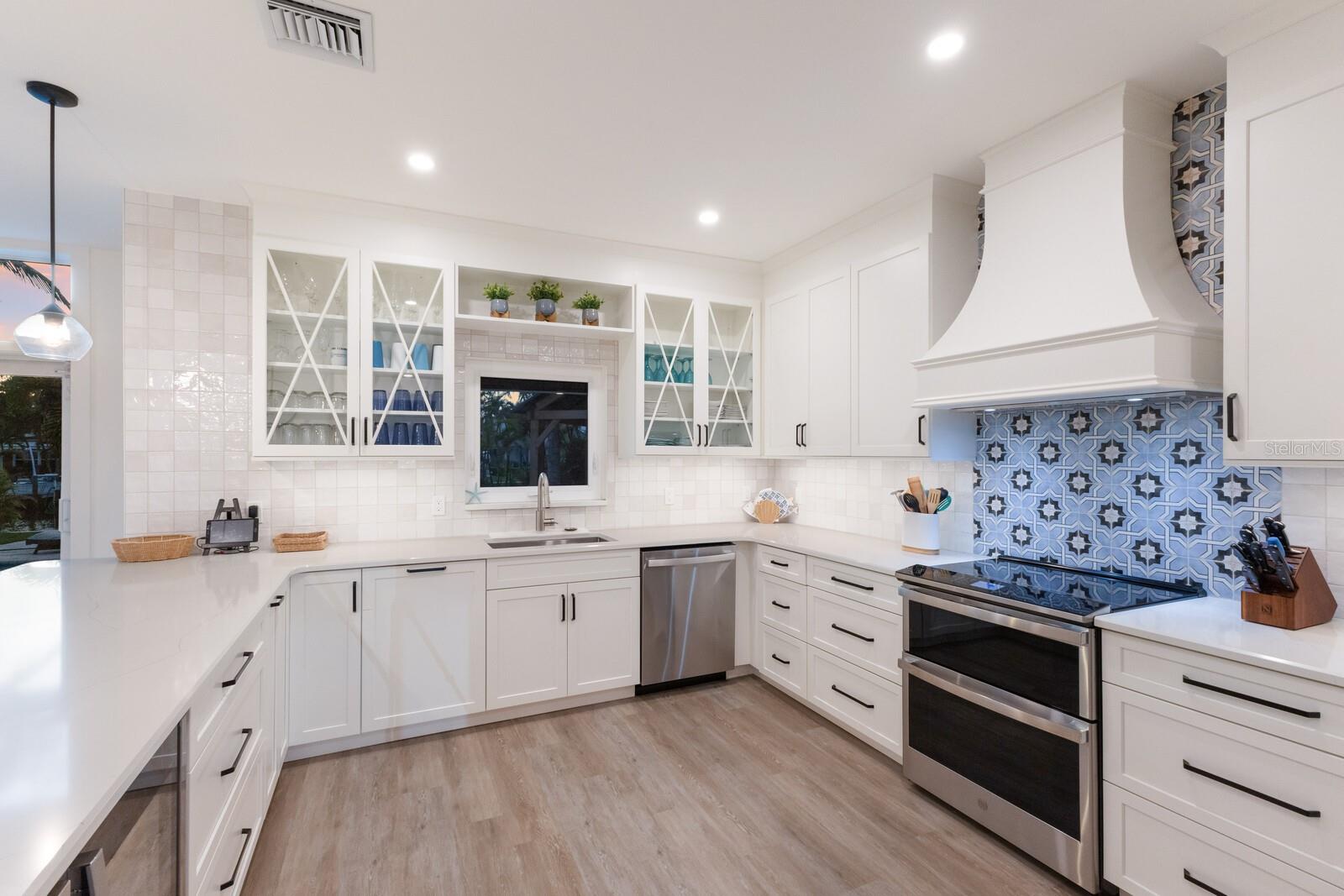 BIMINI BAY ESTATES - Residential