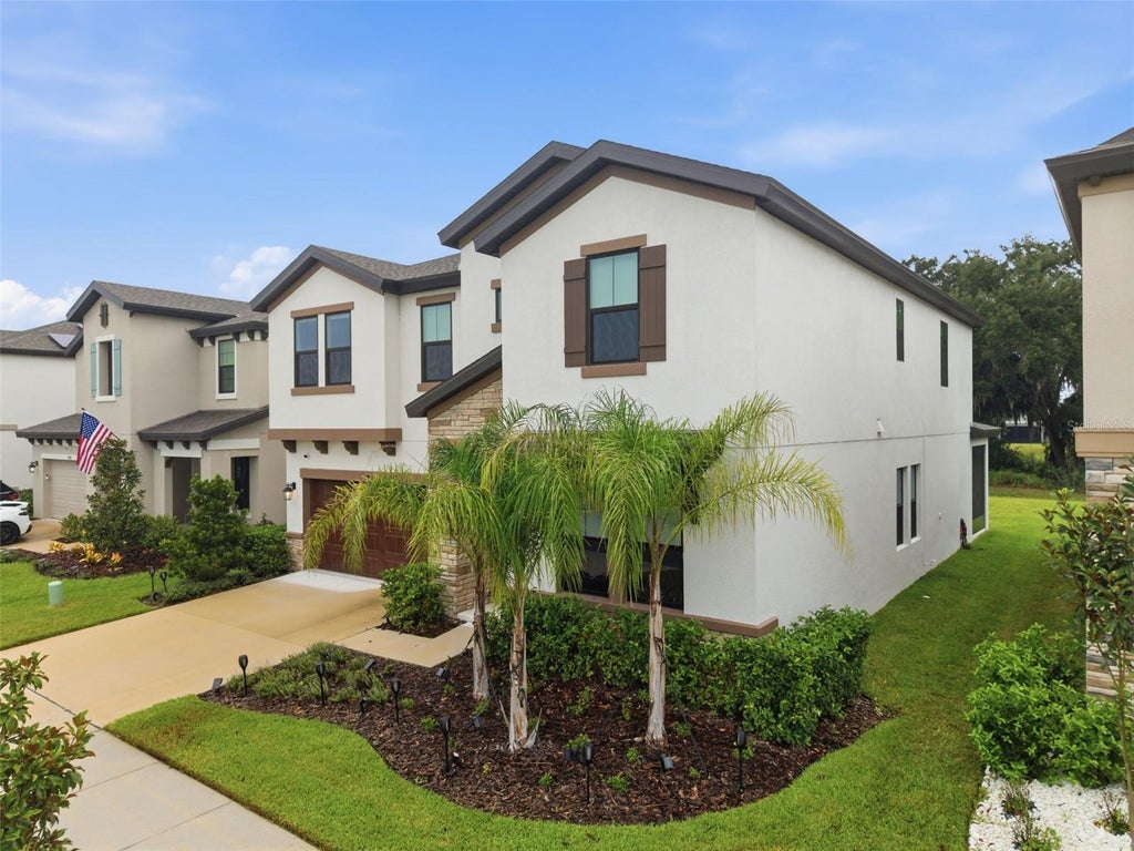 Photo of 14759 Gallop Run Drive, Lithia, FL 33547 (MLS # TB8524330)