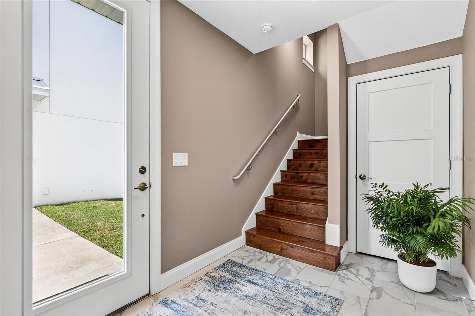 LEGACY PARK TWNHMS - Residential