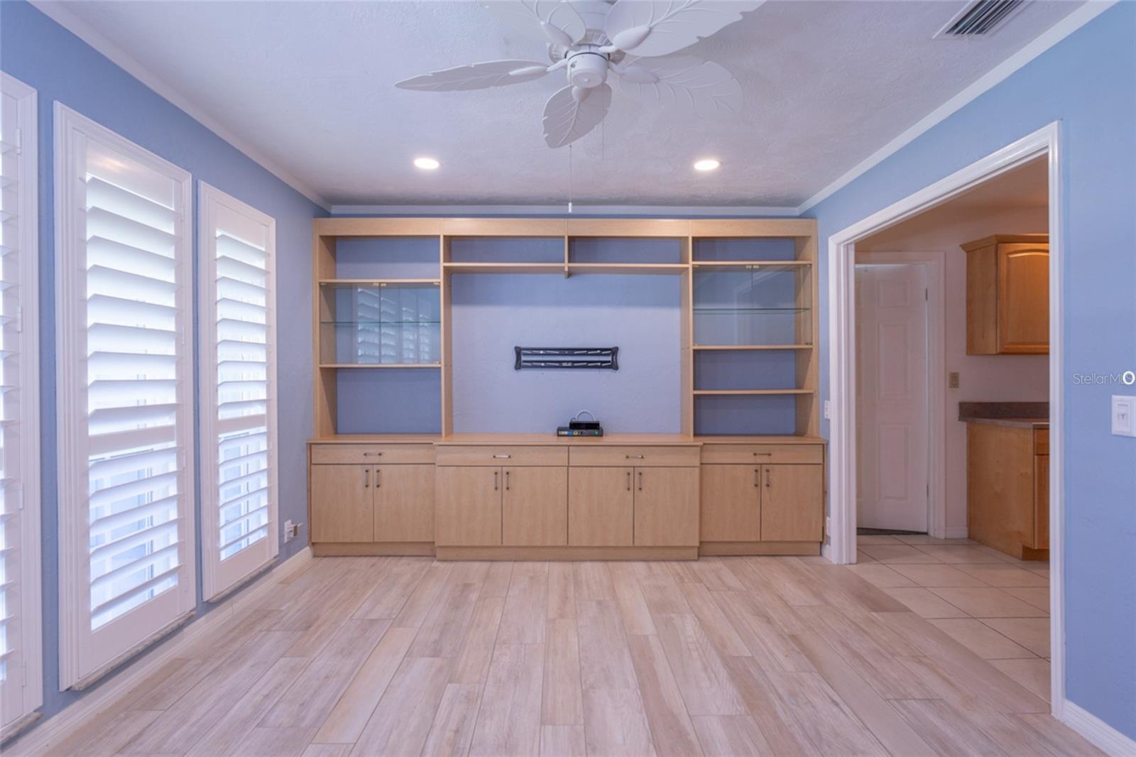 SLEEPY HOLLOW UNIT 01 - Residential