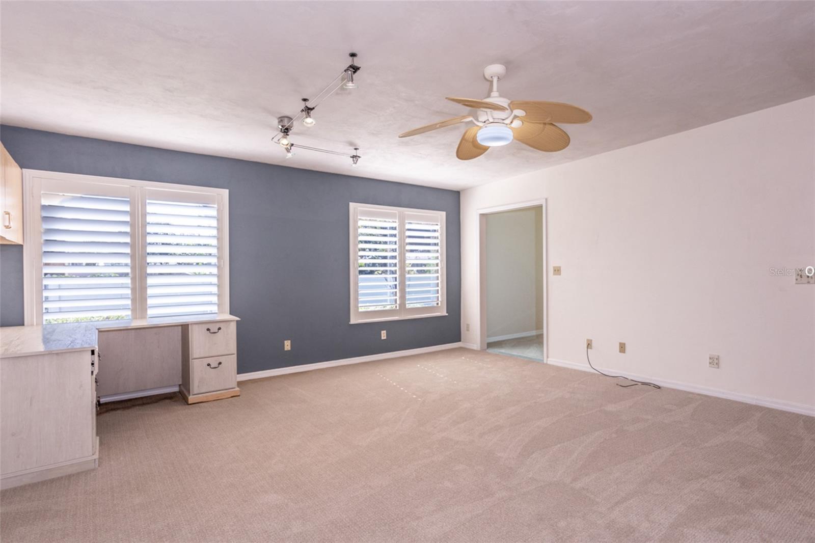 SLEEPY HOLLOW UNIT 01 - Residential