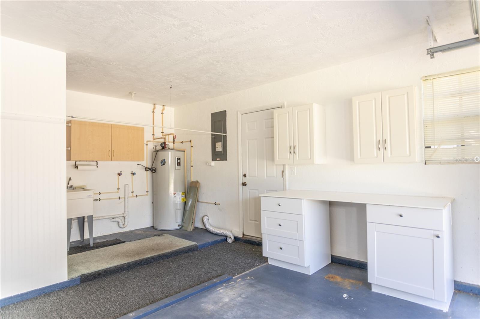 SLEEPY HOLLOW UNIT 01 - Residential