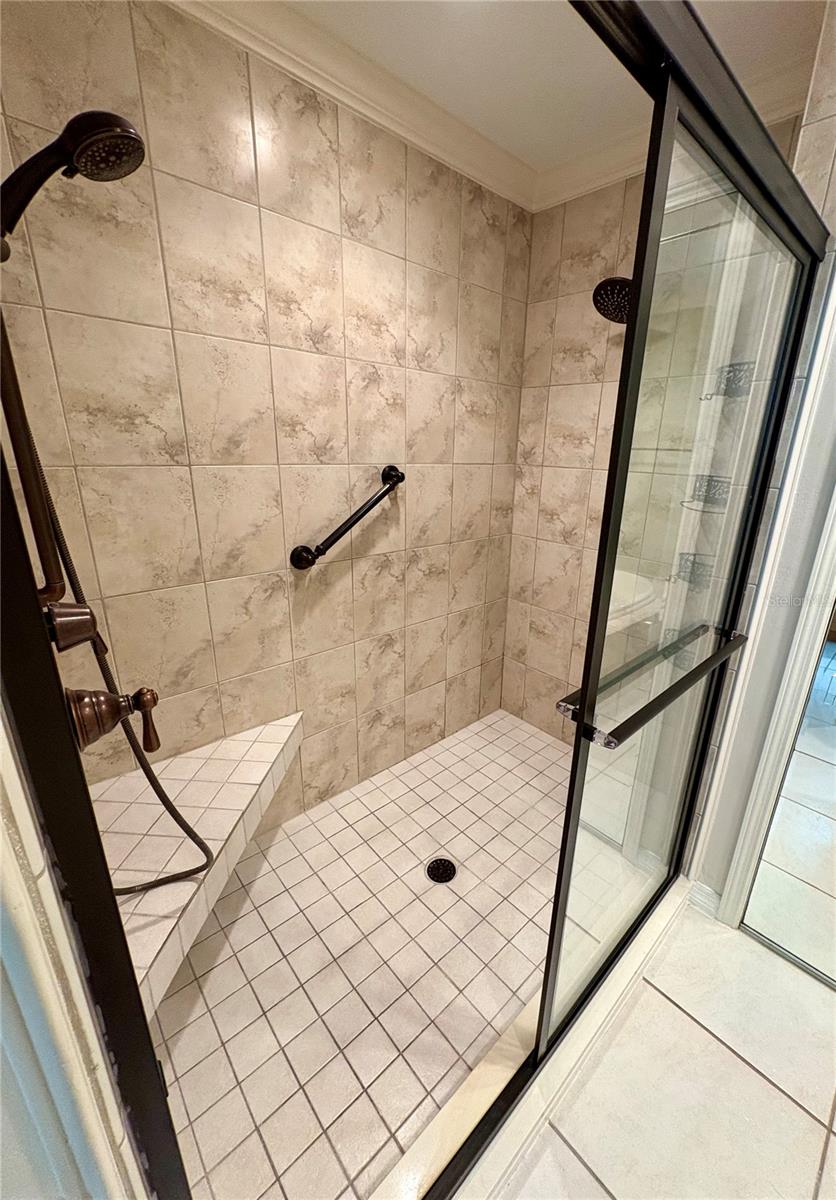 SLEEPY HOLLOW UNIT 01 - Residential