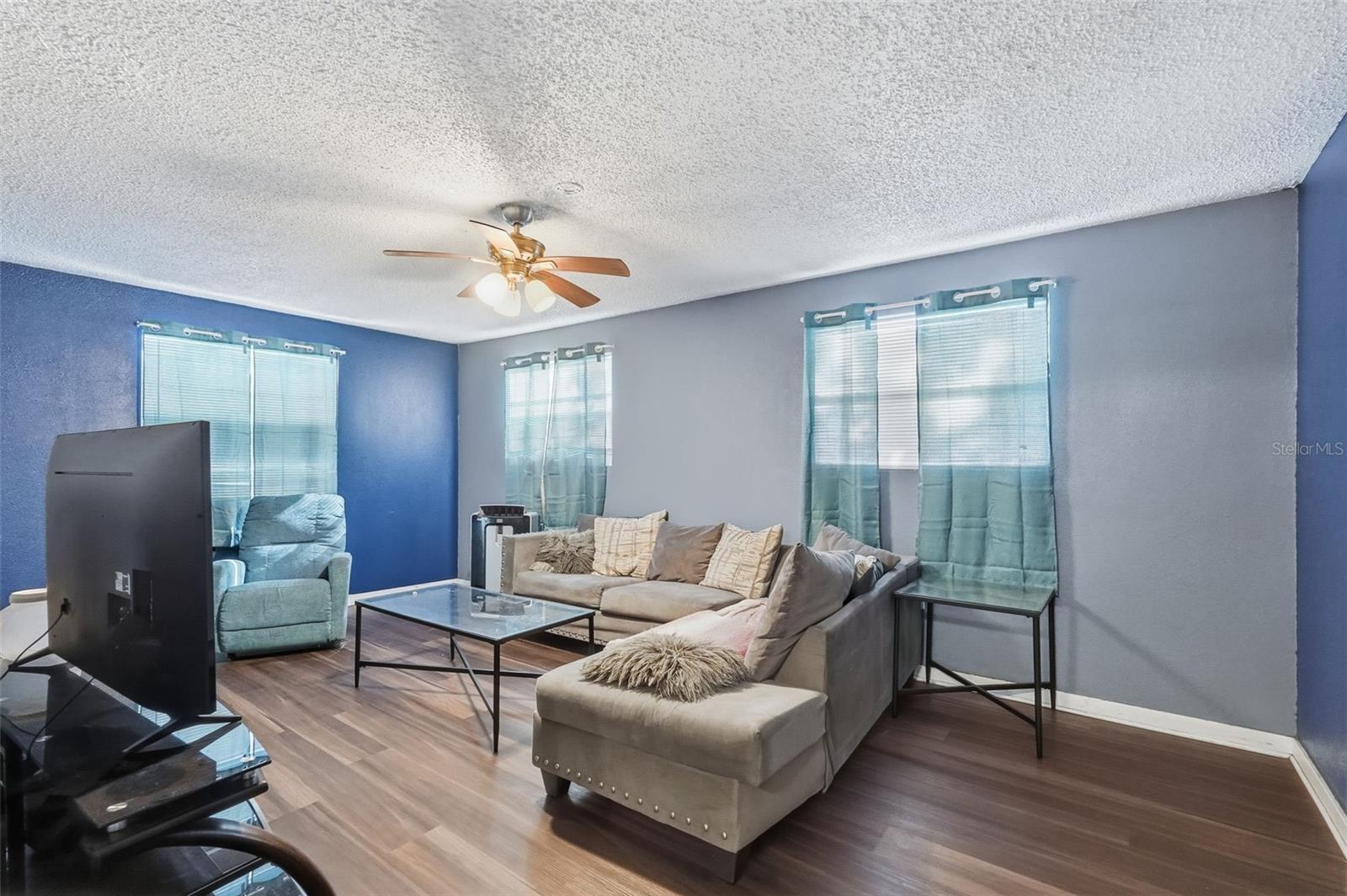 CRESTRIDGE 6TH ADD - Residential