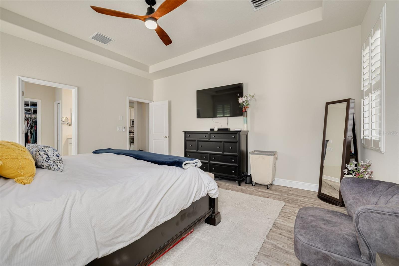 OZONA VILLAGE OF PALM HARBOR - Residential