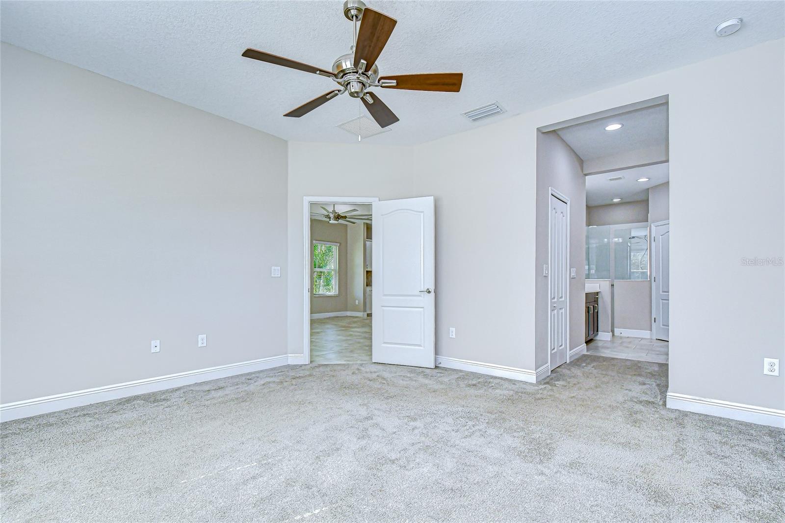 FISHHAWK RANCH WEST - Residential