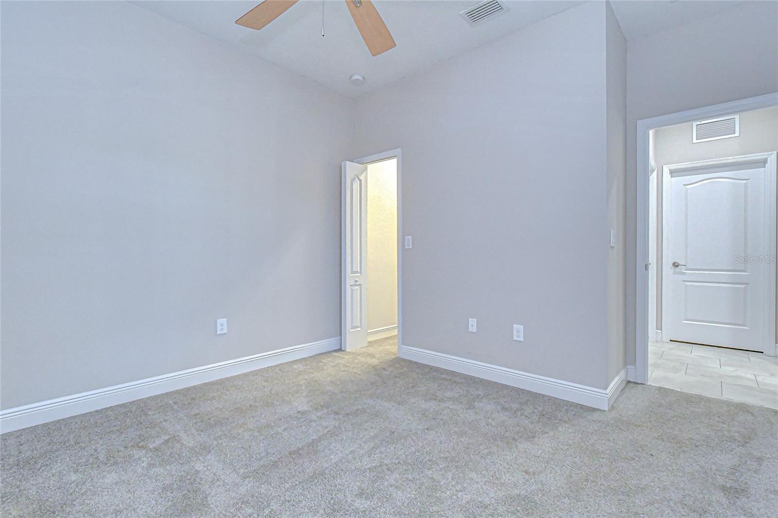 FISHHAWK RANCH WEST - Residential