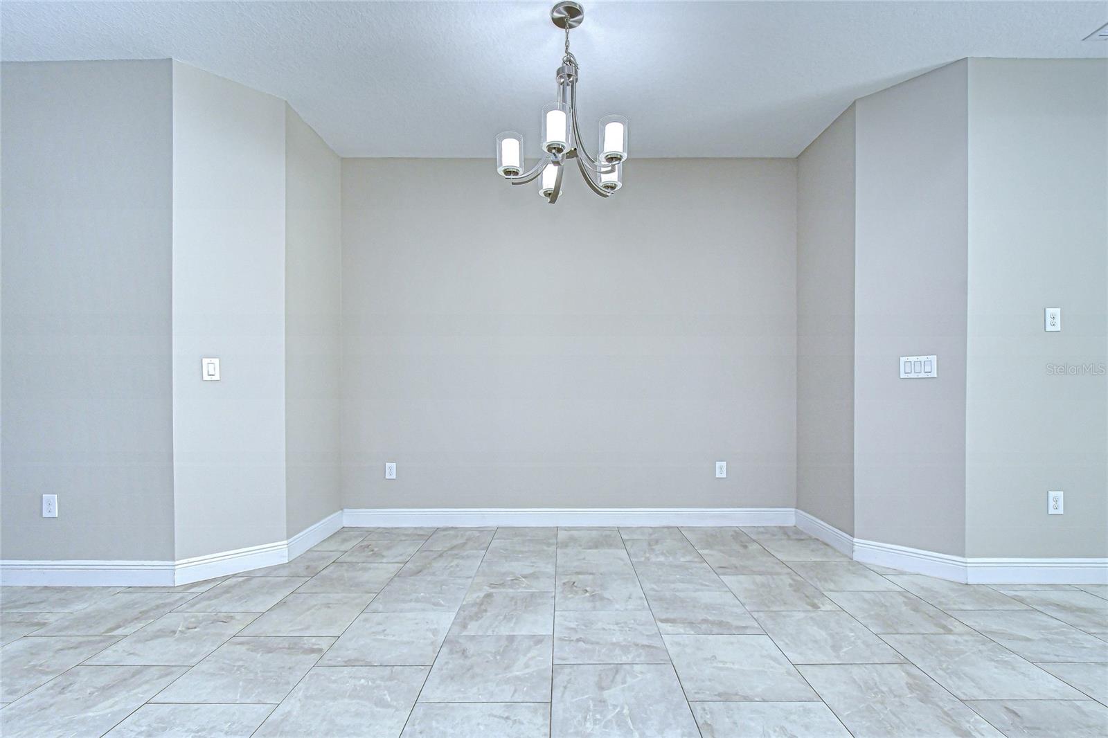 FISHHAWK RANCH WEST - Residential