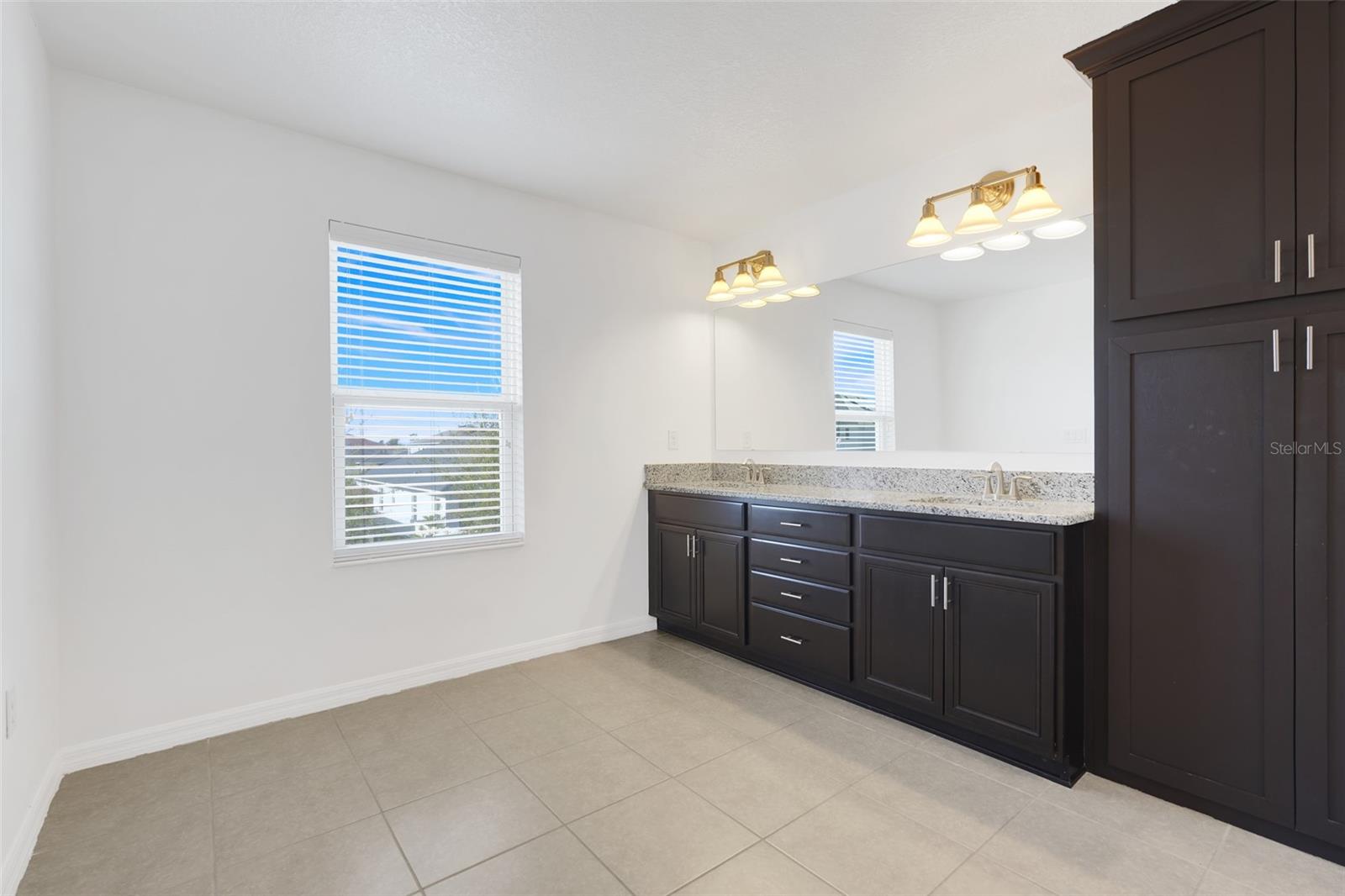 ORCHARD PK/STILLWATER XING PH - Residential