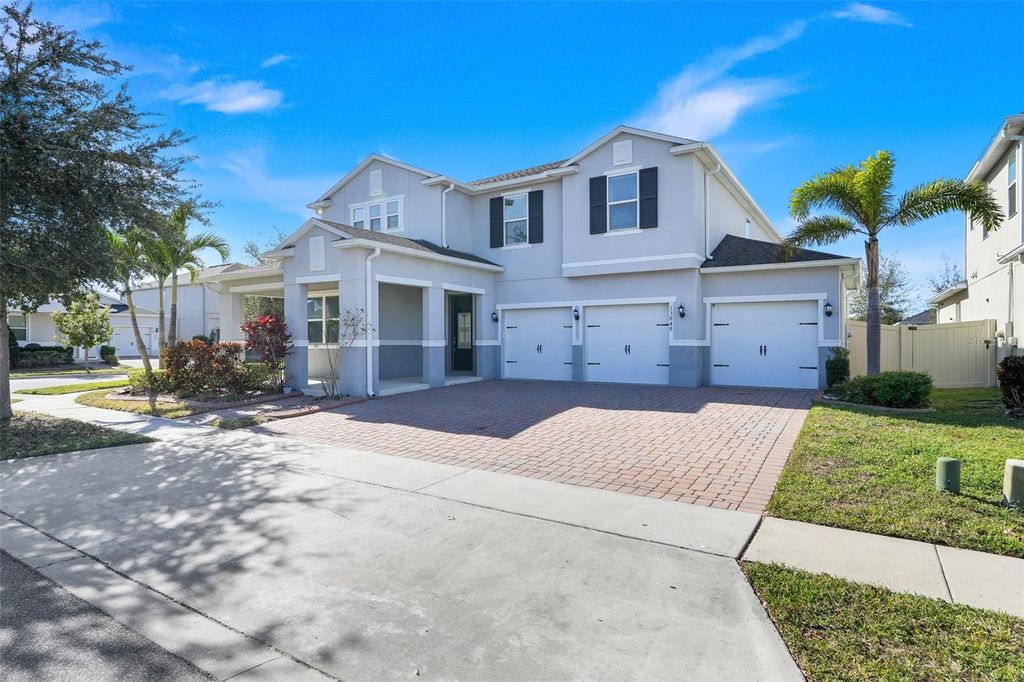 Photo of 13848 Peach Orchard Way, Winter Garden, FL 34787 (MLS # O6365304)