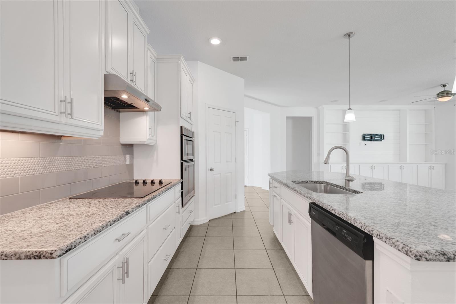 ORCHARD PK/STILLWATER XING PH - Residential